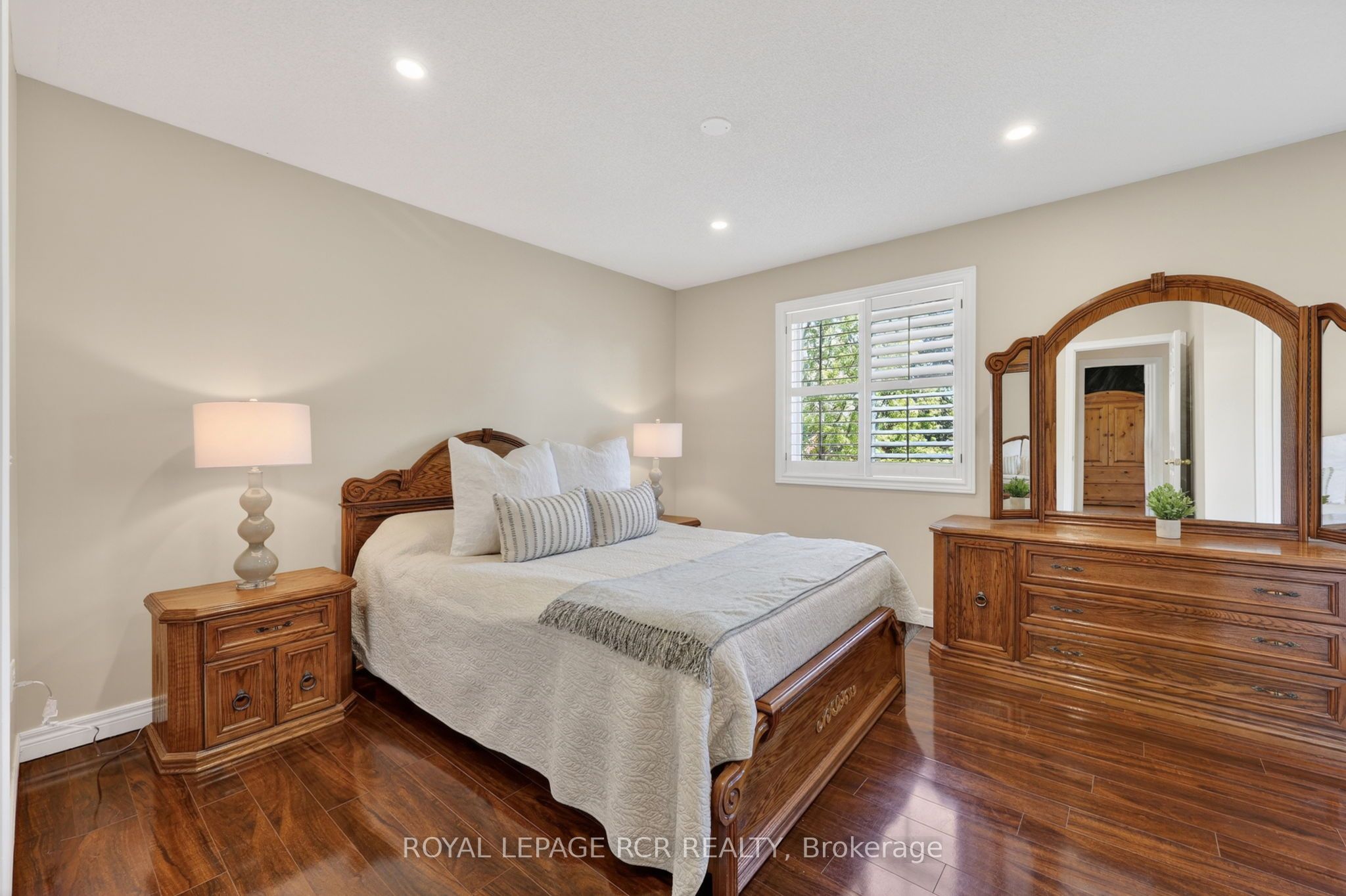 94 Atwood Avenue, Halton Hills, ON L7G 6A1 photo 5