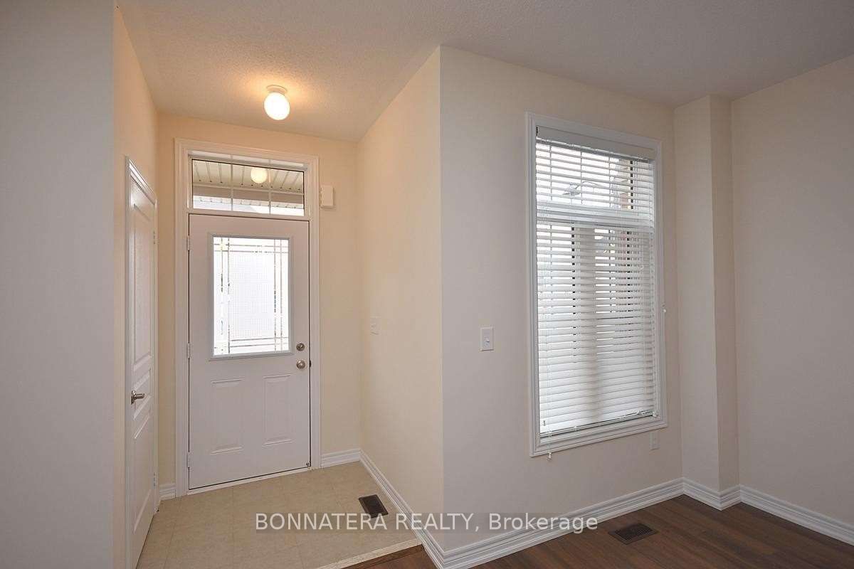 462 Terrace Way, Oakville, ON L6M 1N5 photo 2