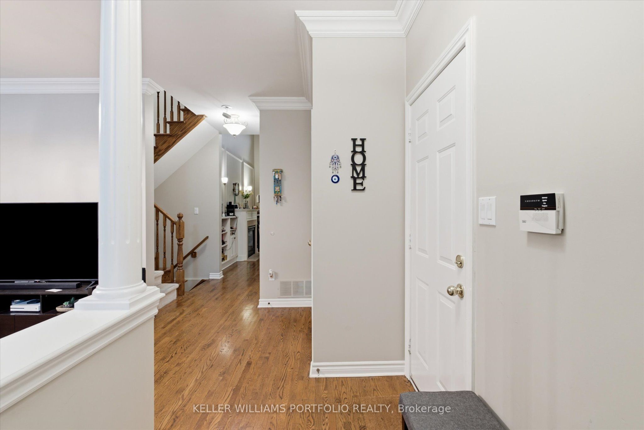 2153 Meadowglen Drive, Oakville, ON L6M 4C9 photo 5