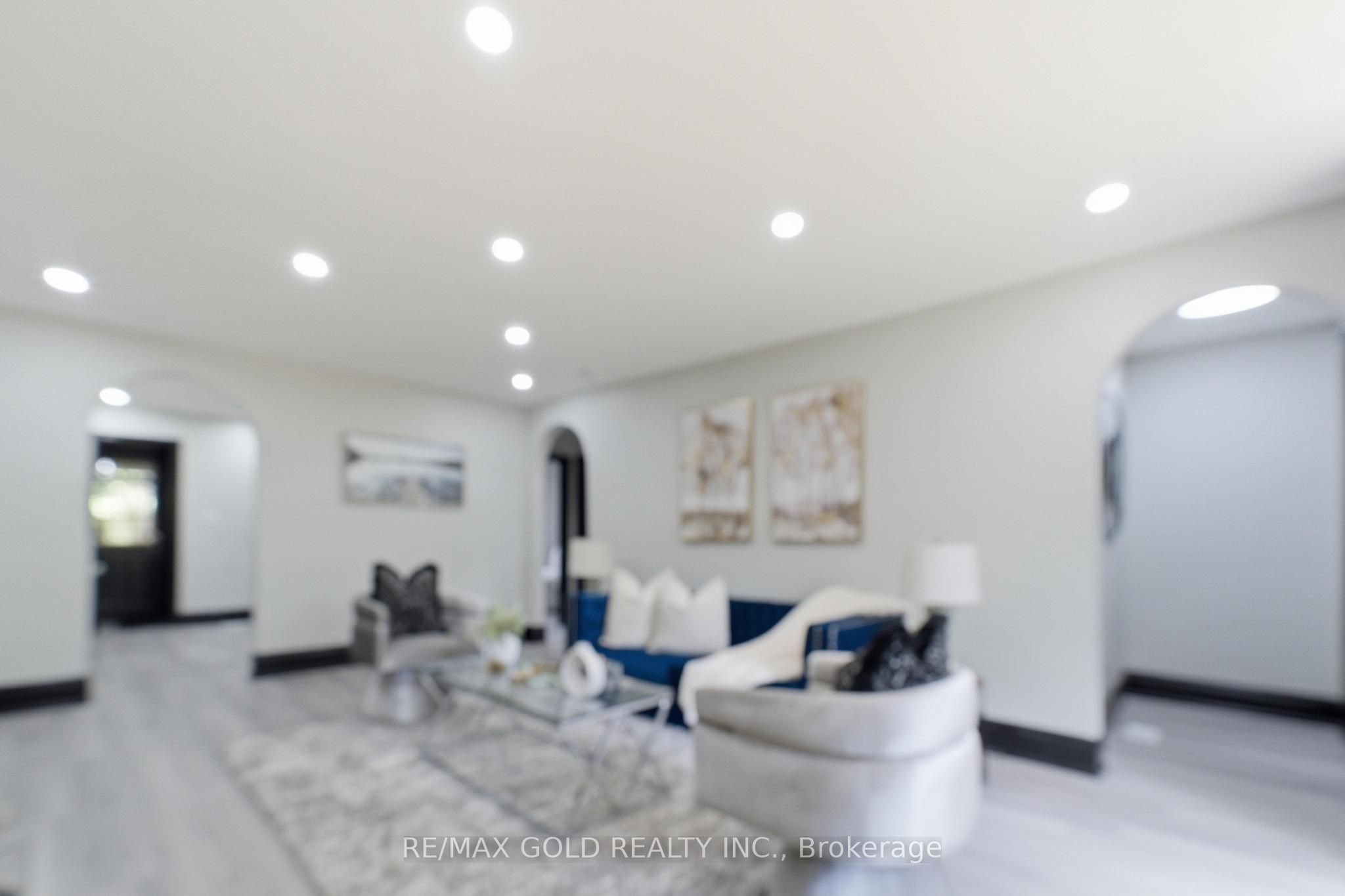 2702 Embleton Road, Brampton, ON L6X 0E2 photo 5