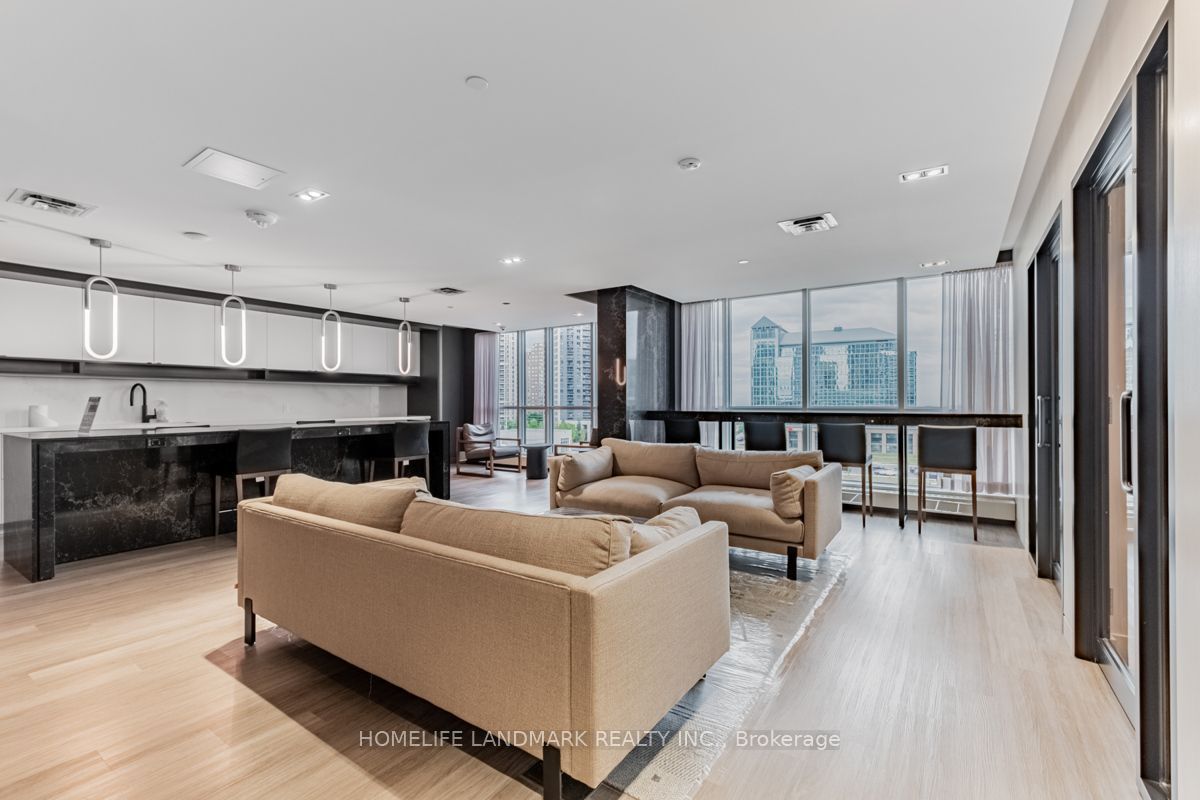 4065 Confederation Parkway 1506, Mississauga, ON L5B 0L4 photo 5