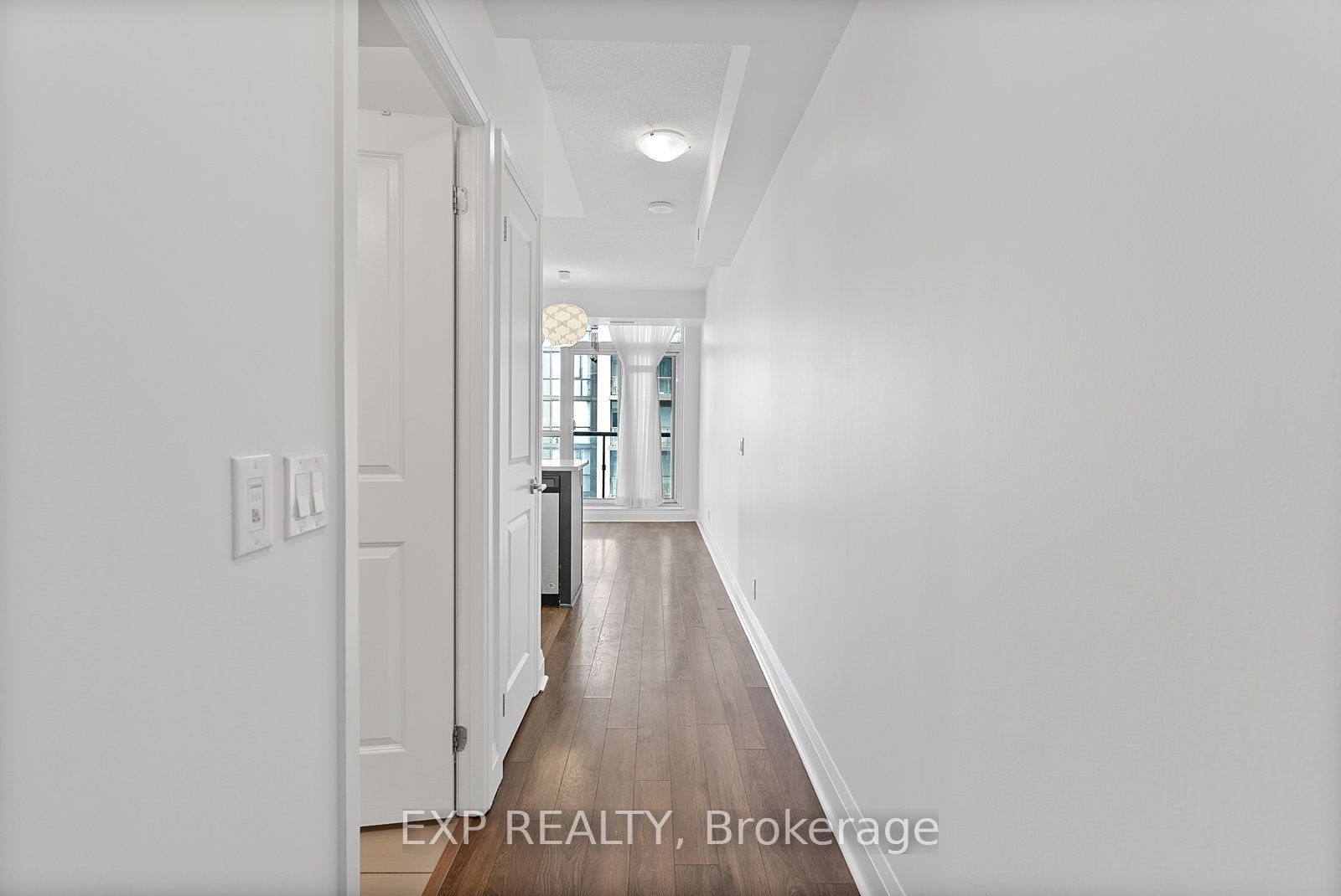 15 Zorra Street 1202, Toronto, ON M8Z 0C1 photo 2