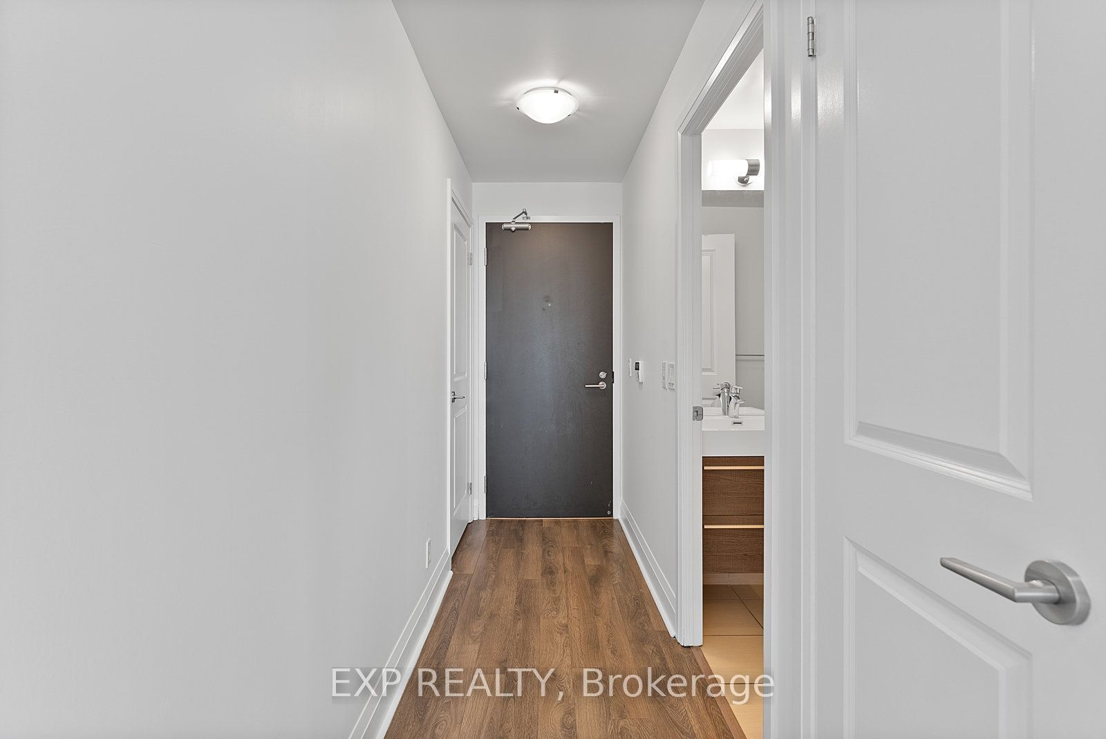 15 Zorra Street 1202, Toronto, ON M8Z 0C1 photo 3