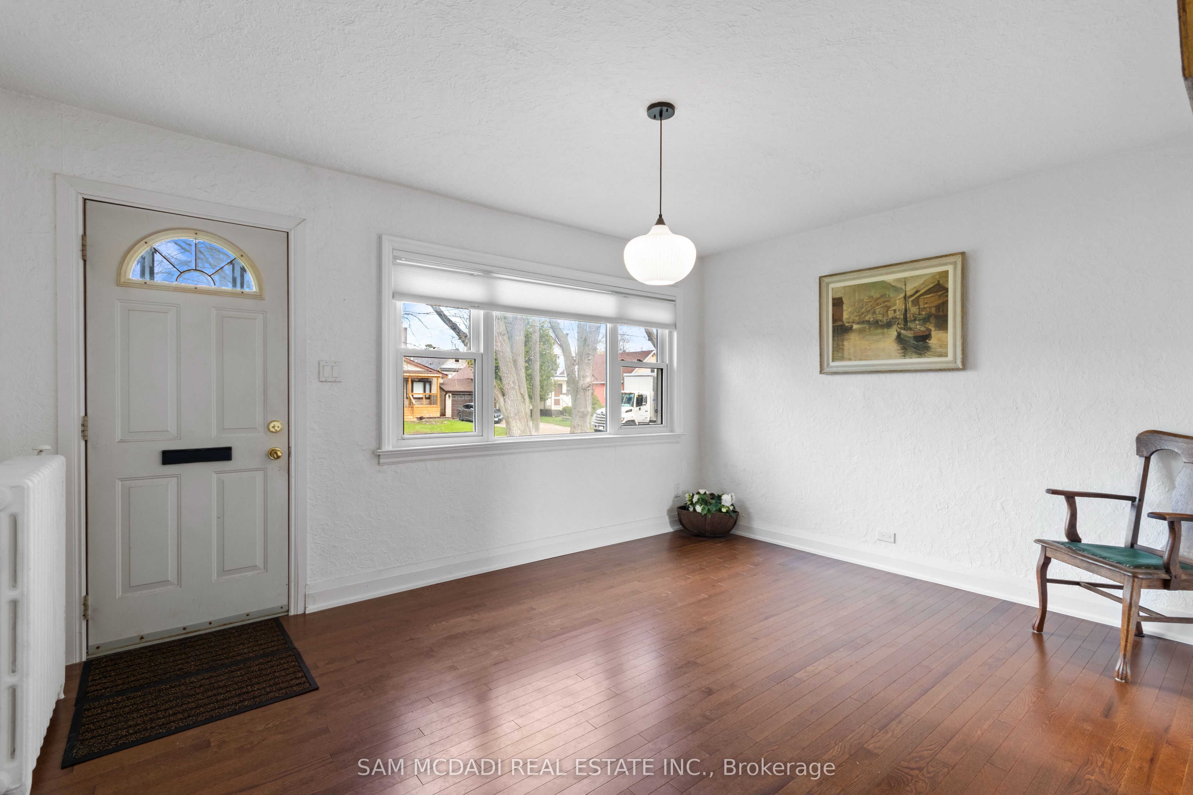 1088 Cherriebell Road, Mississauga, ON L5E 2R3 photo 4