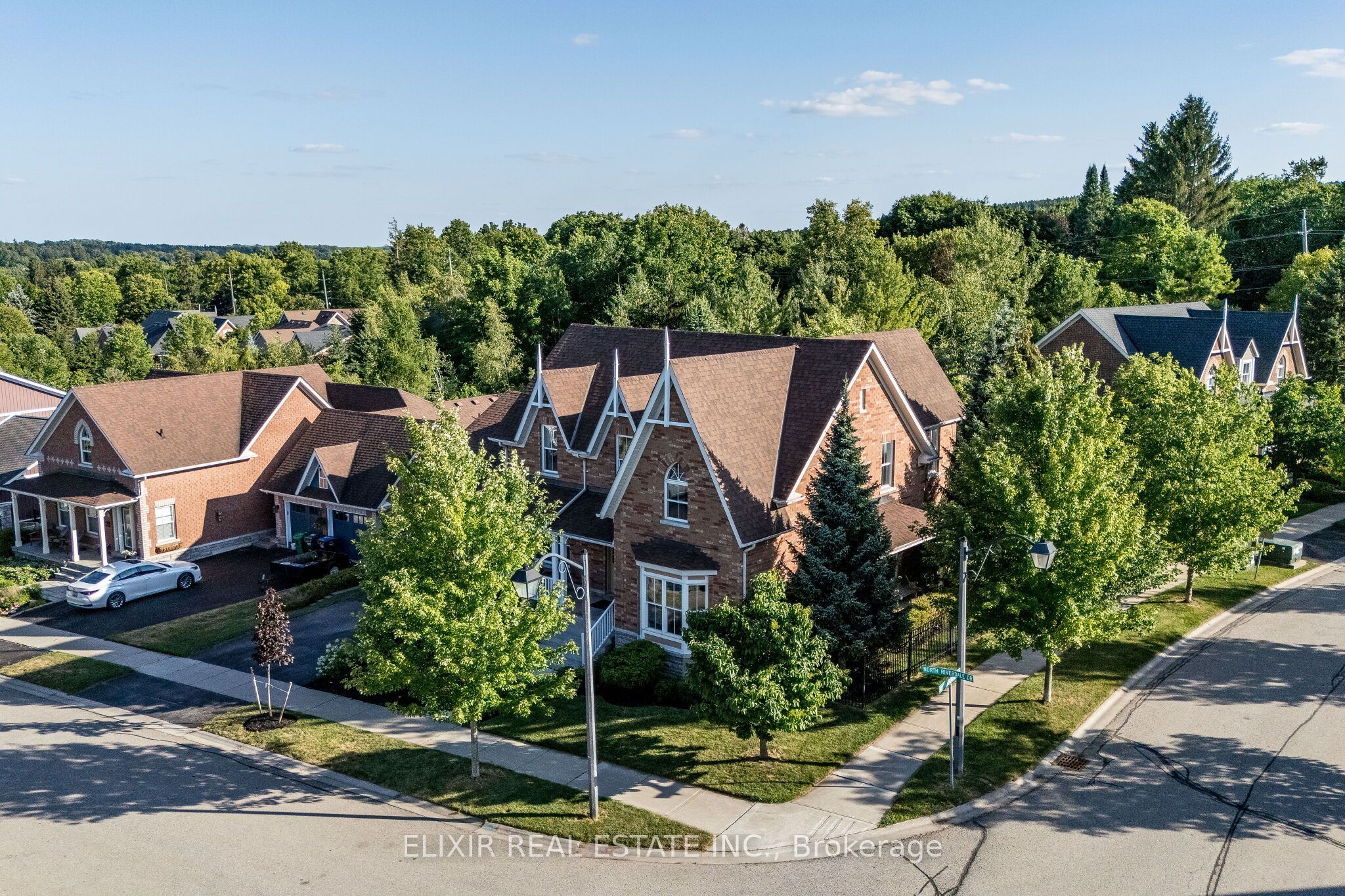 76 North Riverdale Drive, Caledon, ON L7C 1L1 photo 5