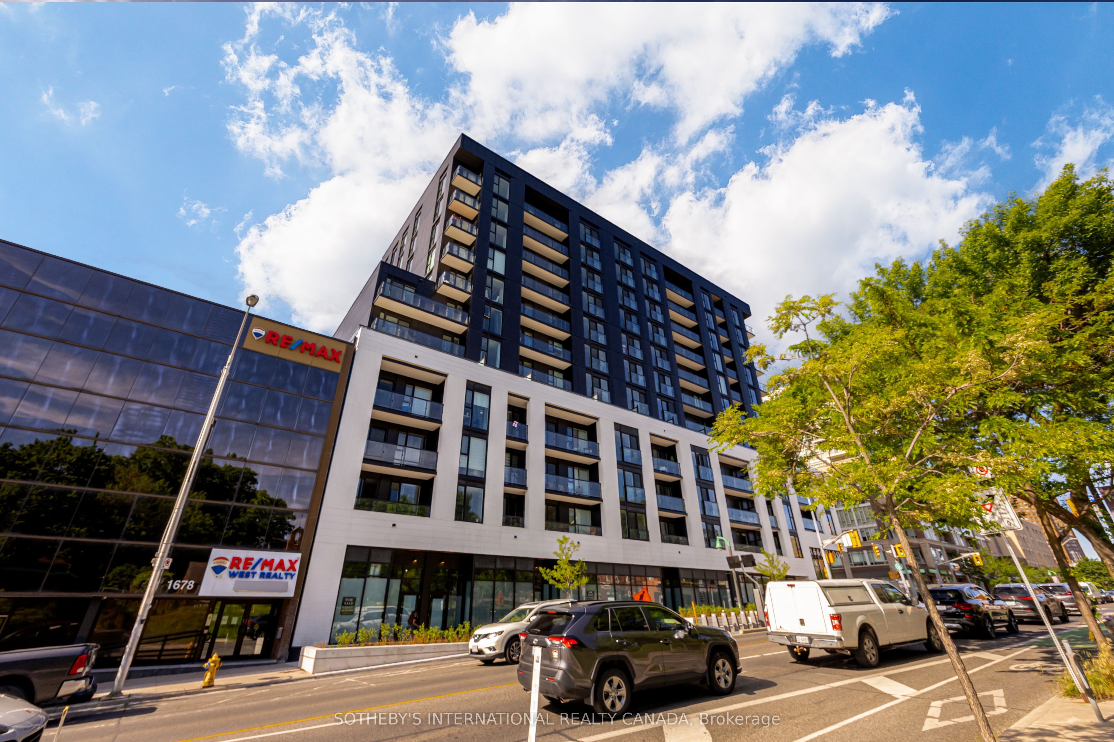 1660 Bloor Street W 812, Toronto, ON M5P 0C5 photo 4