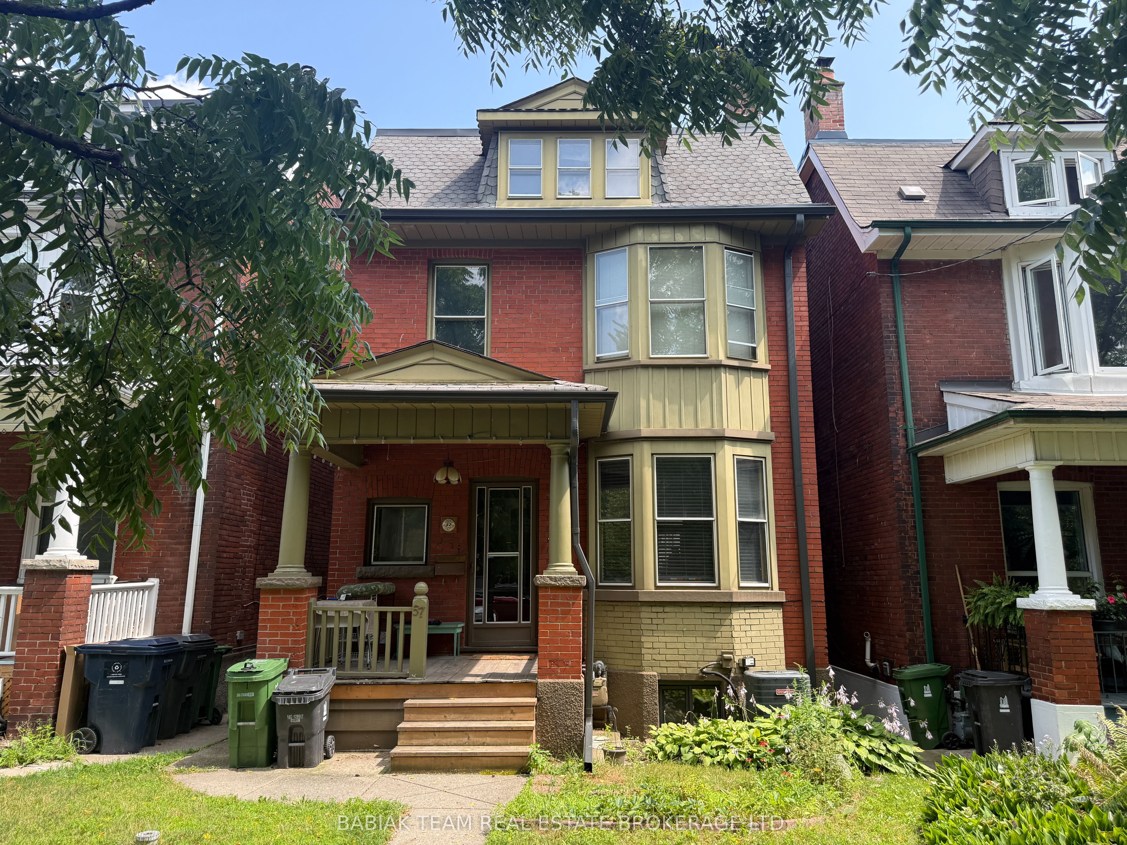 57 Parkway Avenue, Toronto, ON M6R 1T6 photo 2