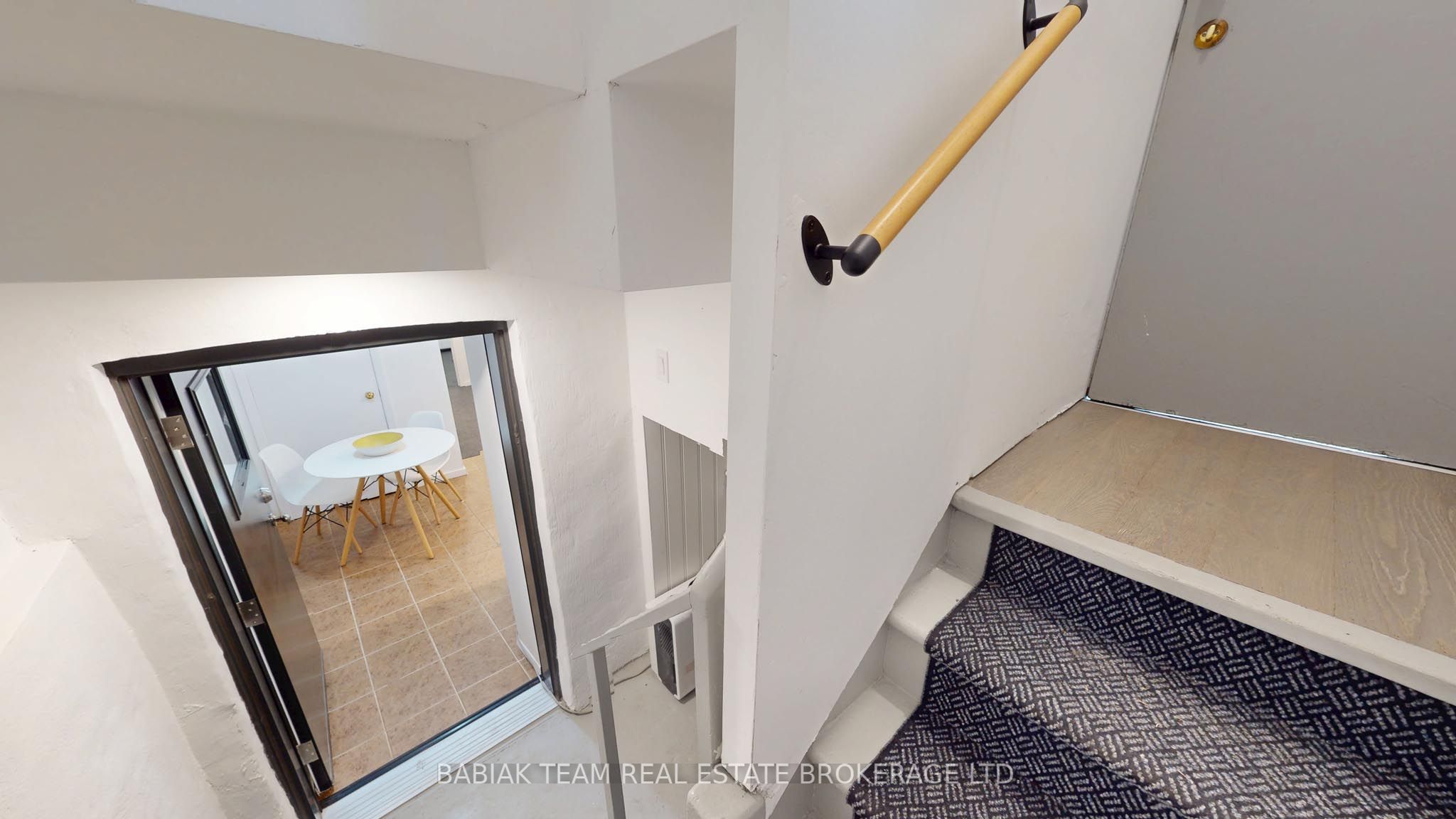 57 Parkway Avenue, Toronto, ON M6R 1T6 photo 5