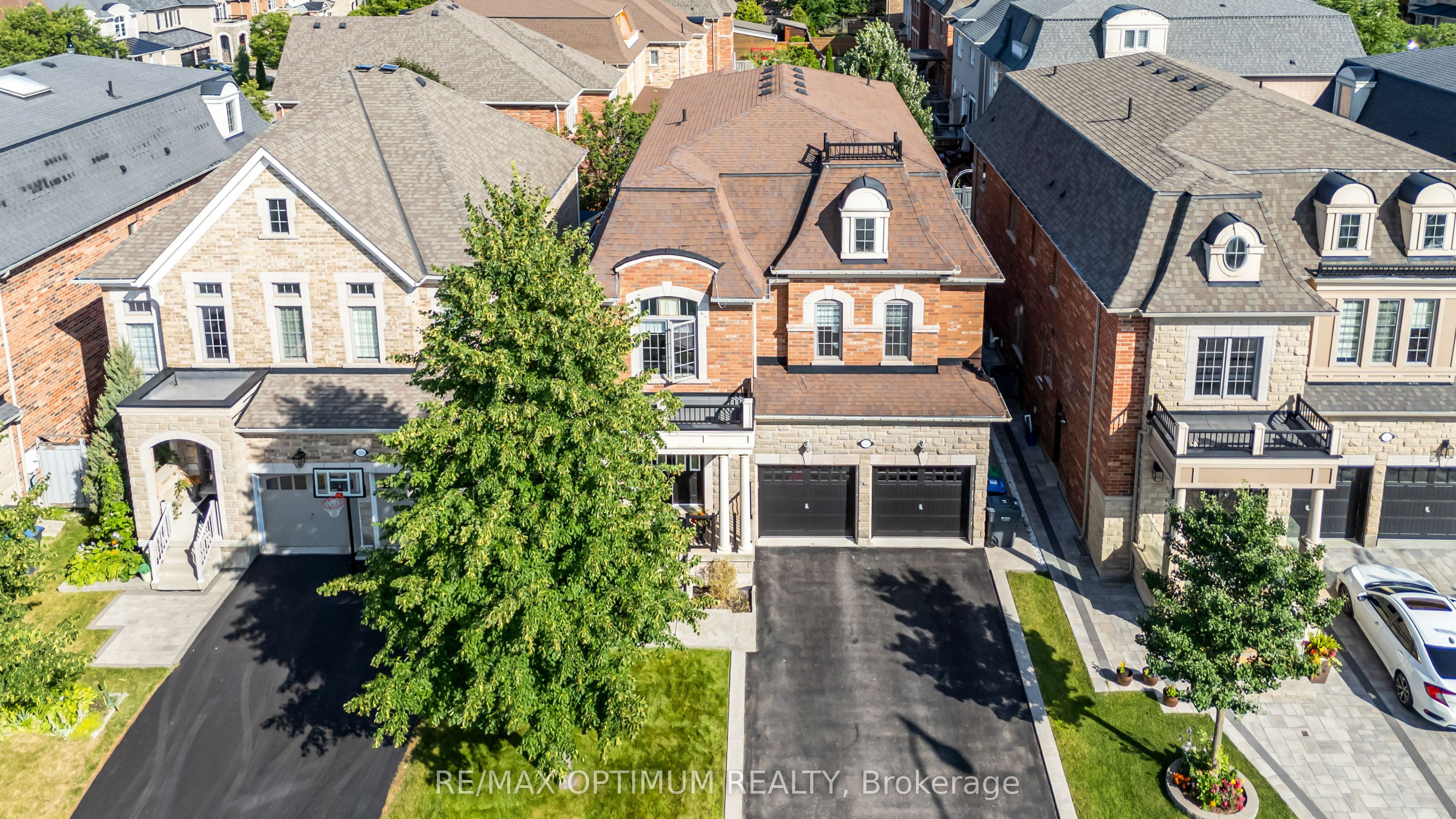 37 Island Grove, Brampton, ON L6X 0Y1 photo 4