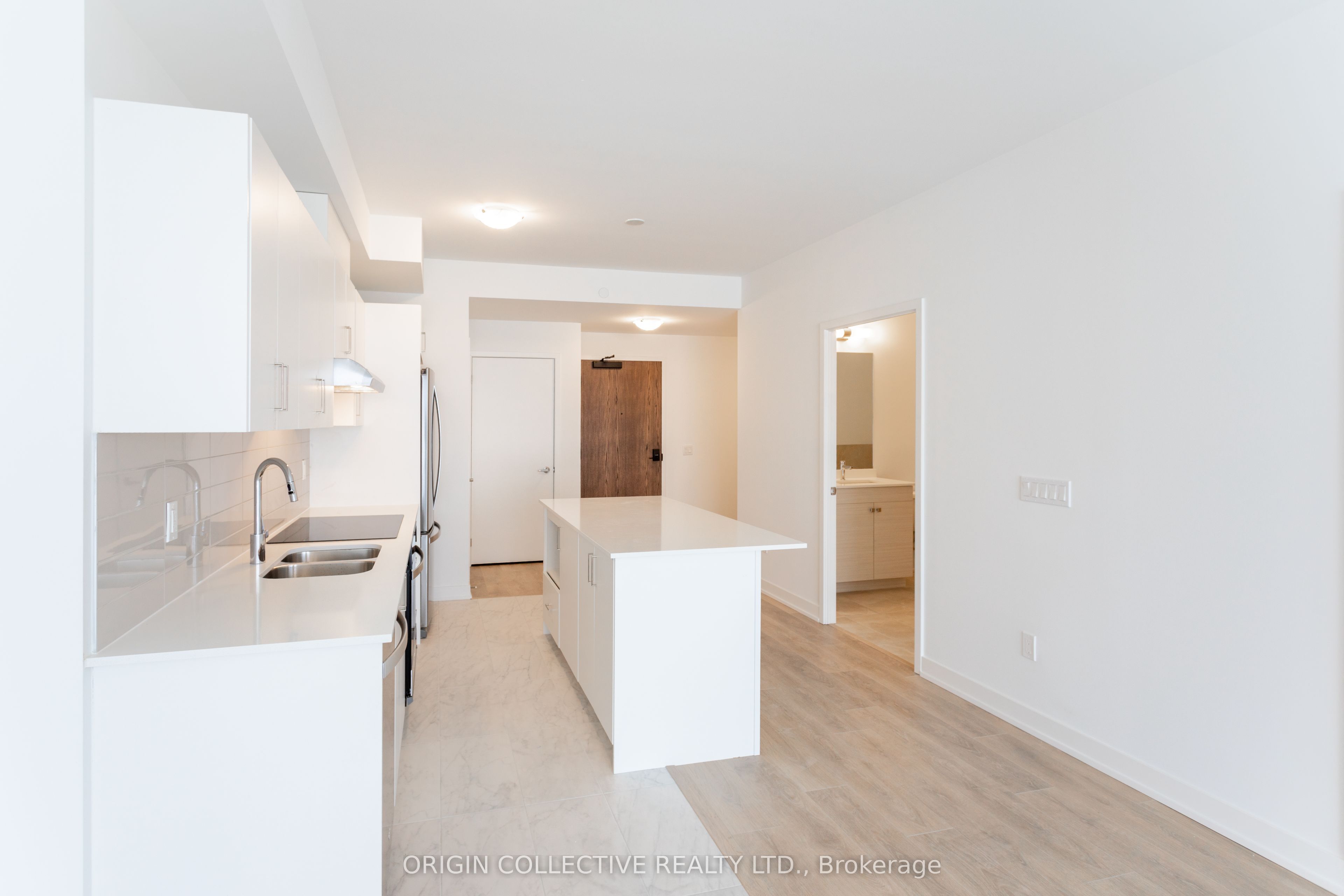 1035 Southdown Road 605, Mississauga, ON L5J 0A2 photo 5