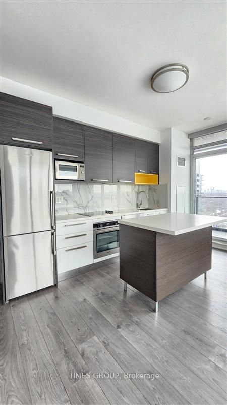 36 Park Lawn Road 2509, Toronto, ON M8V 0E5