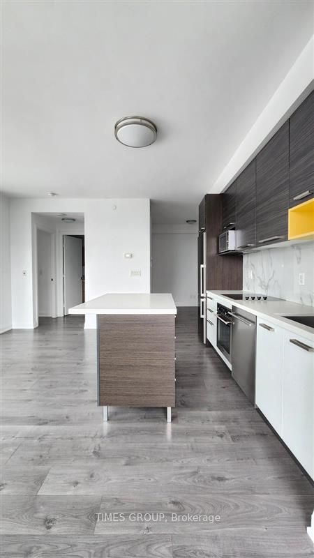 36 Park Lawn Road 2509, Toronto, ON M8V 0E5 photo 3