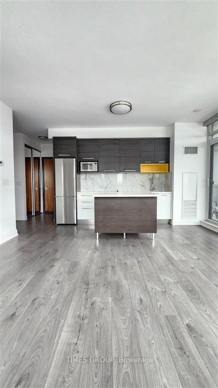 36 Park Lawn Road 2509, Toronto, ON M8V 0E5 photo 5