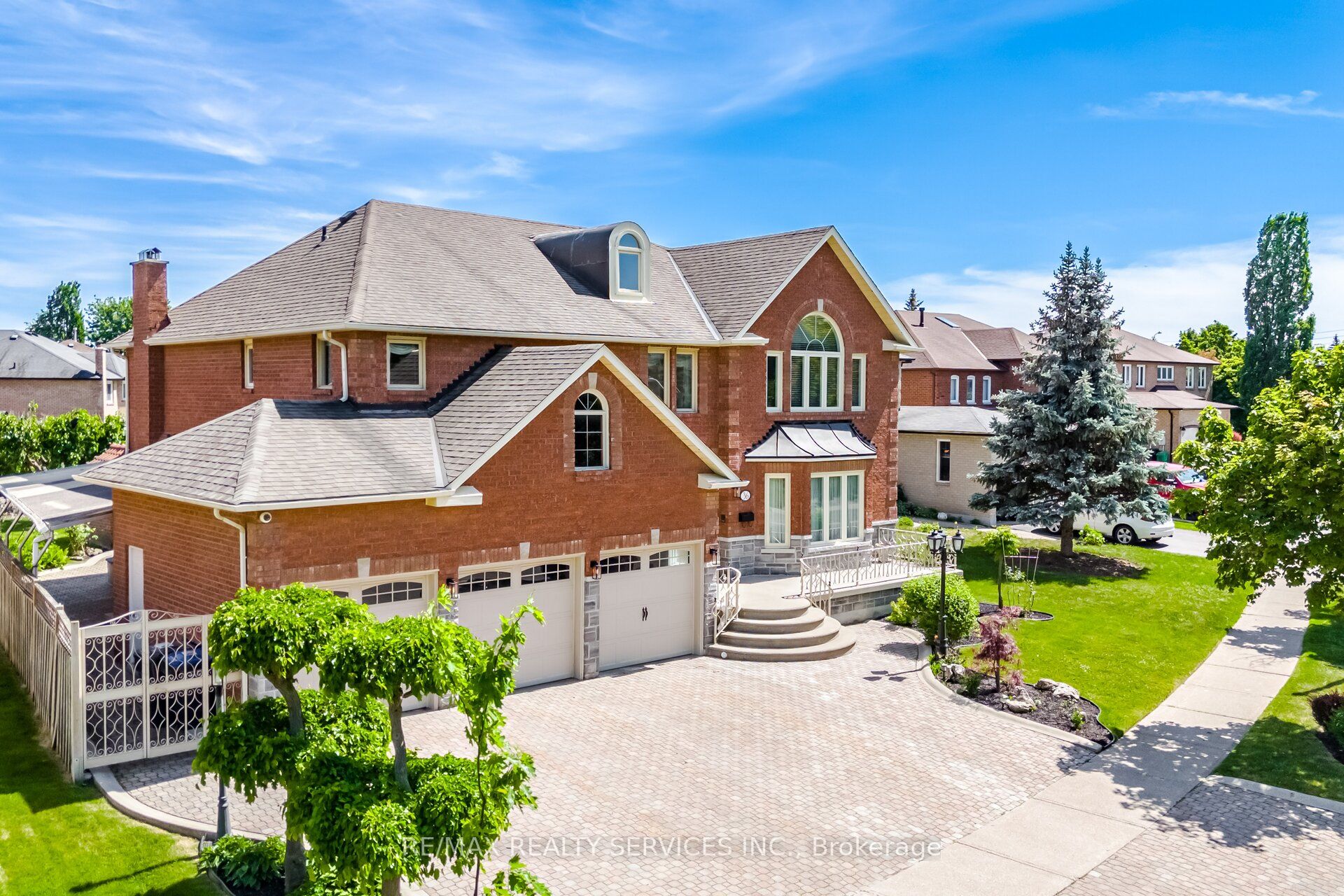 36 Shadywood Road, Brampton, ON L6Z 4M1 photo 5
