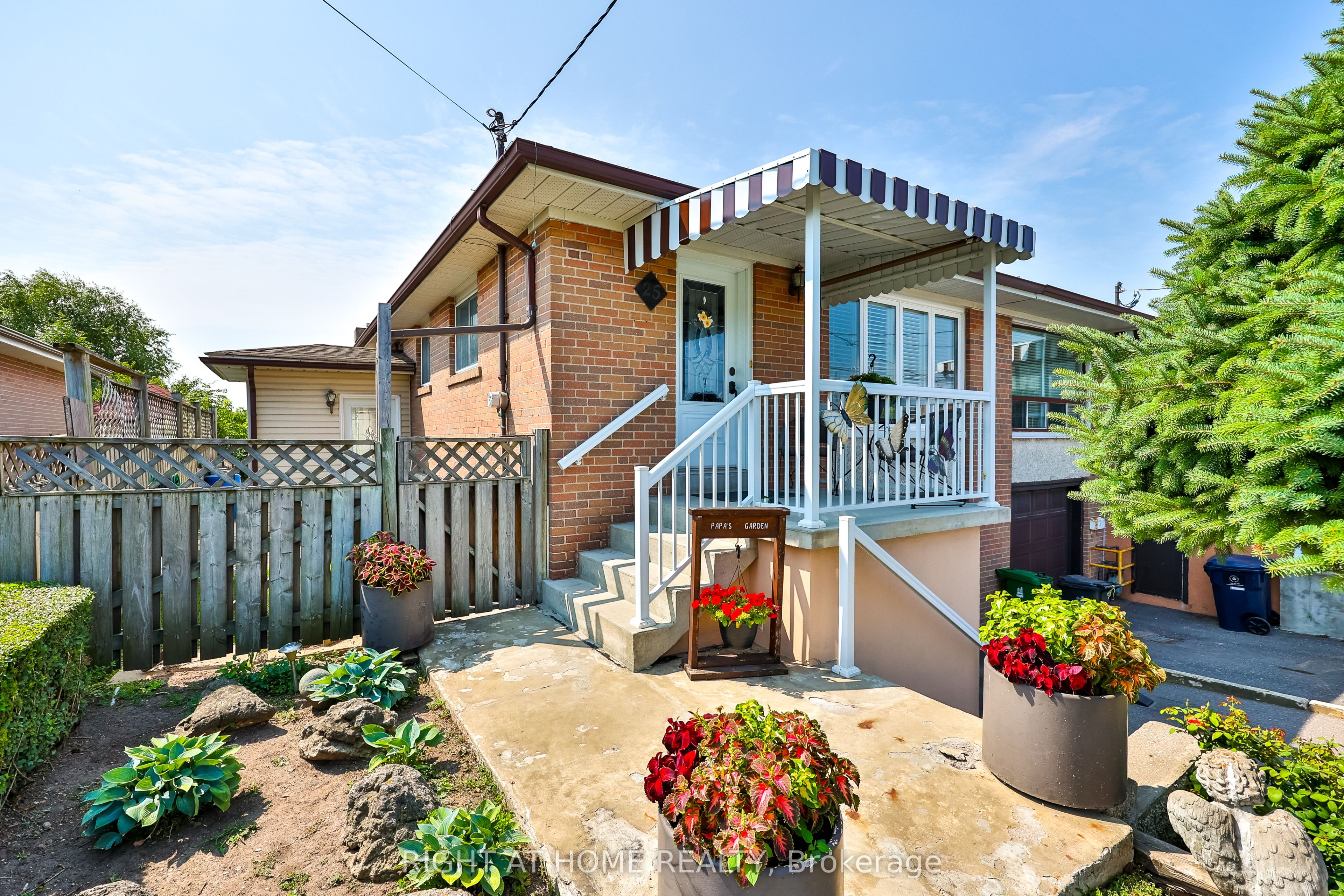 25 Larchwood Road, Toronto, ON M3N 1B5 photo 3
