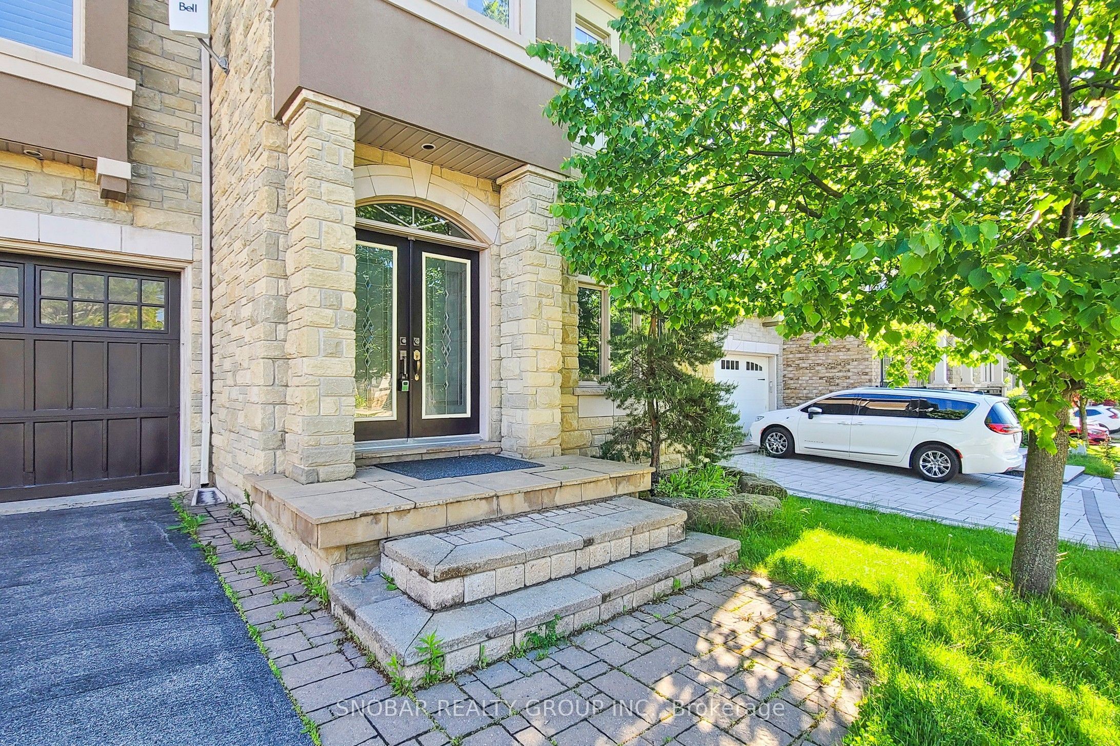 2213 Blackbird Court, Oakville, ON L6M 5E6 photo 2