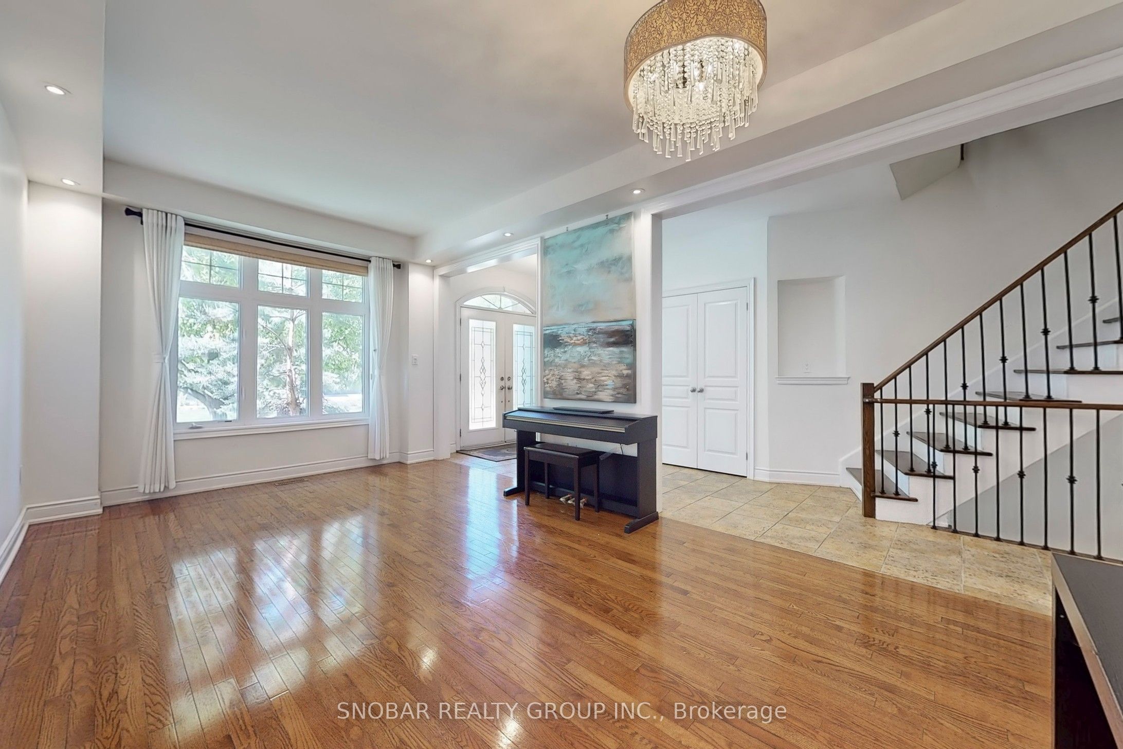 2213 Blackbird Court, Oakville, ON L6M 5E6 photo 4
