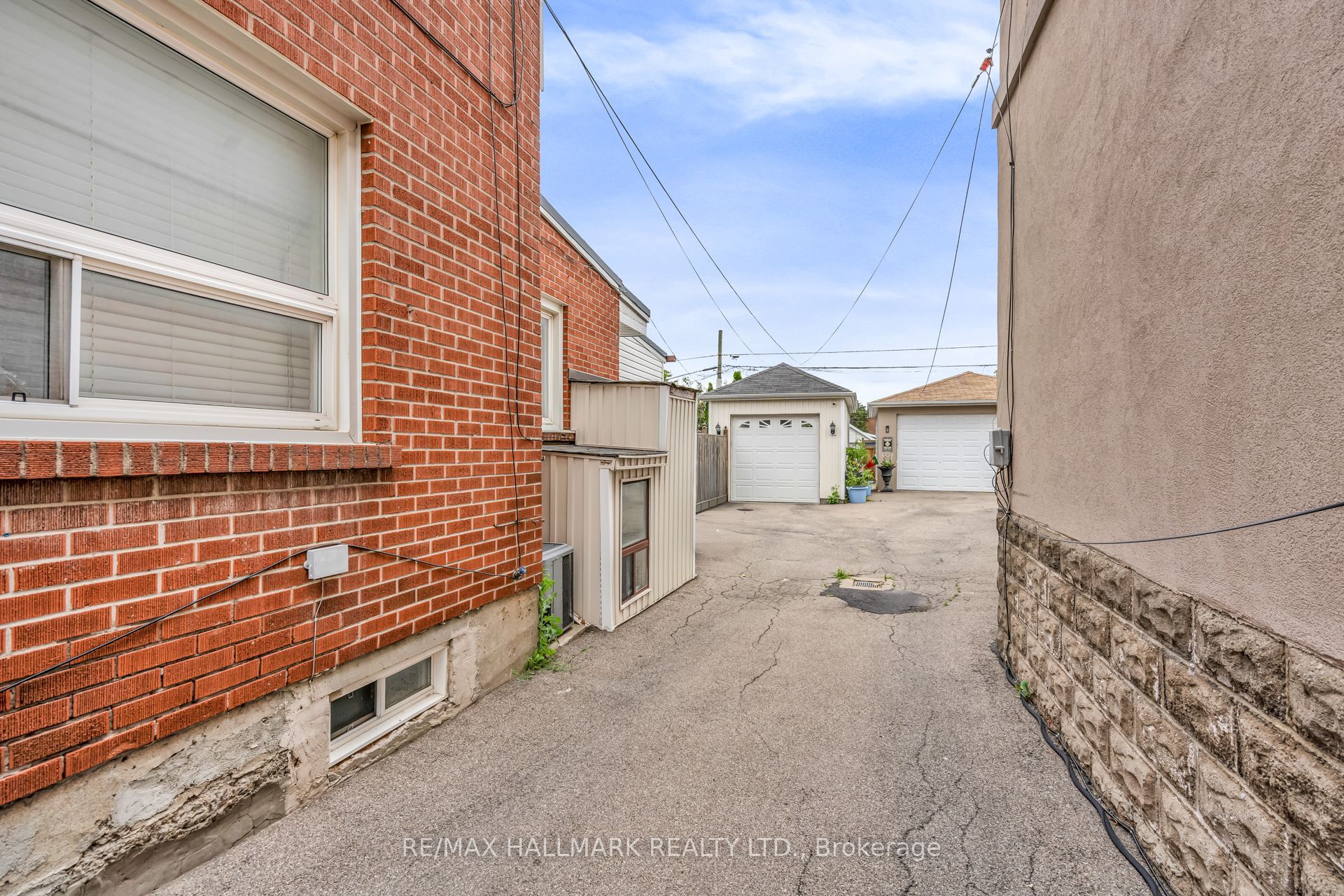 65 Kirknewton Road, Toronto, ON M6E 3X9 photo 2