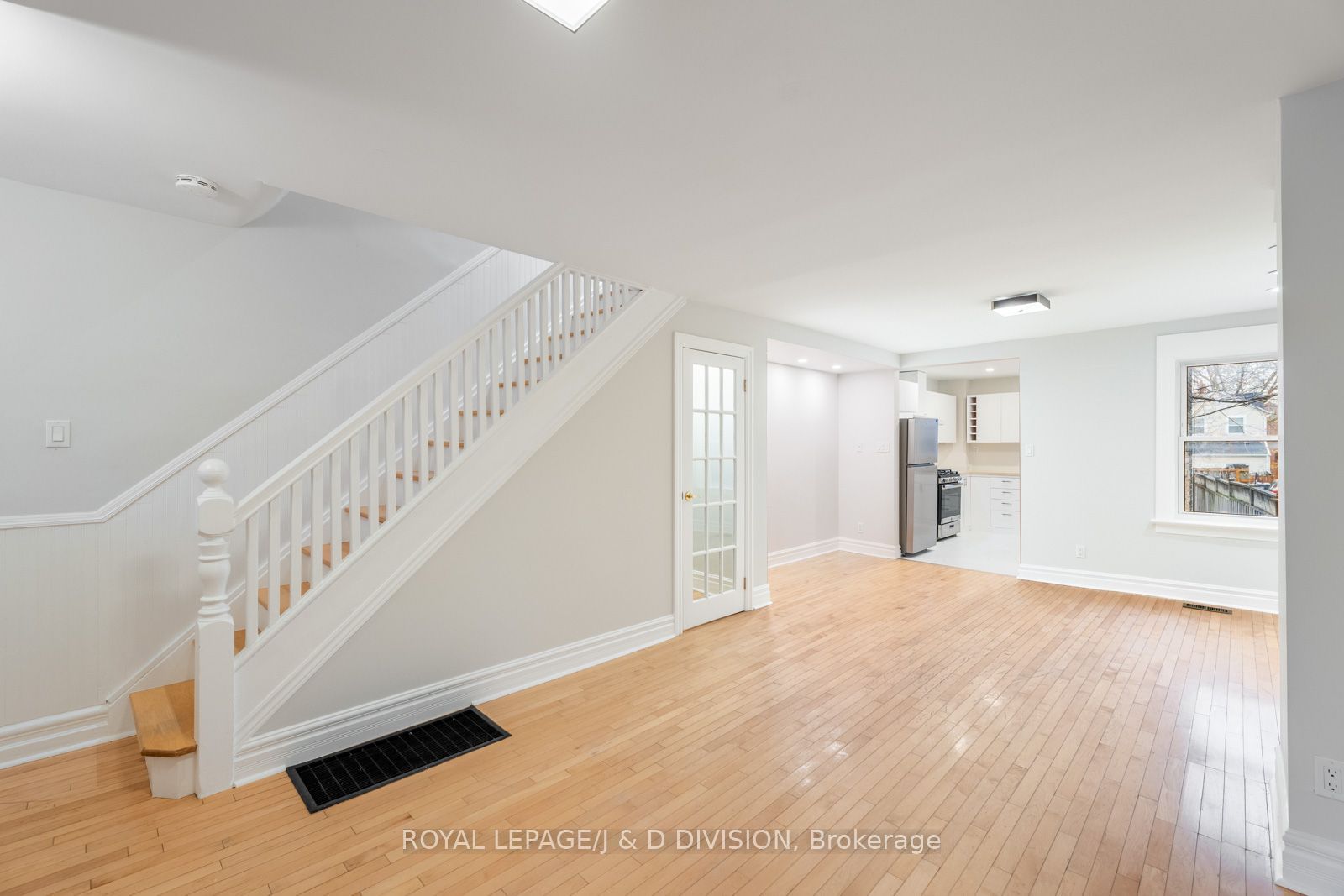 1132A Dovercourt Road, Toronto, ON M6H 2X9
