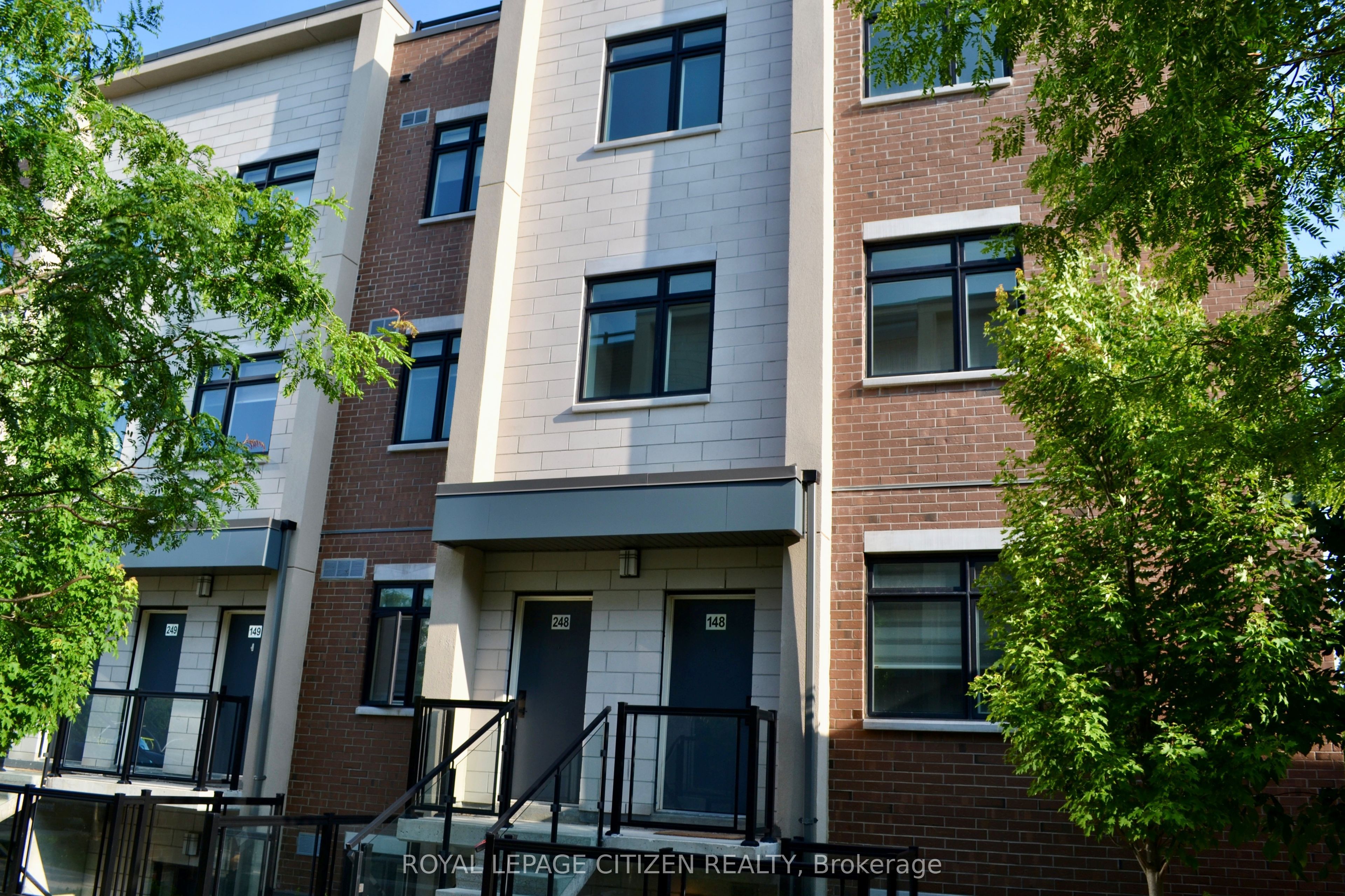 1075 Douglas Mccurdy Common 248, Mississauga, ON L5G 0C6