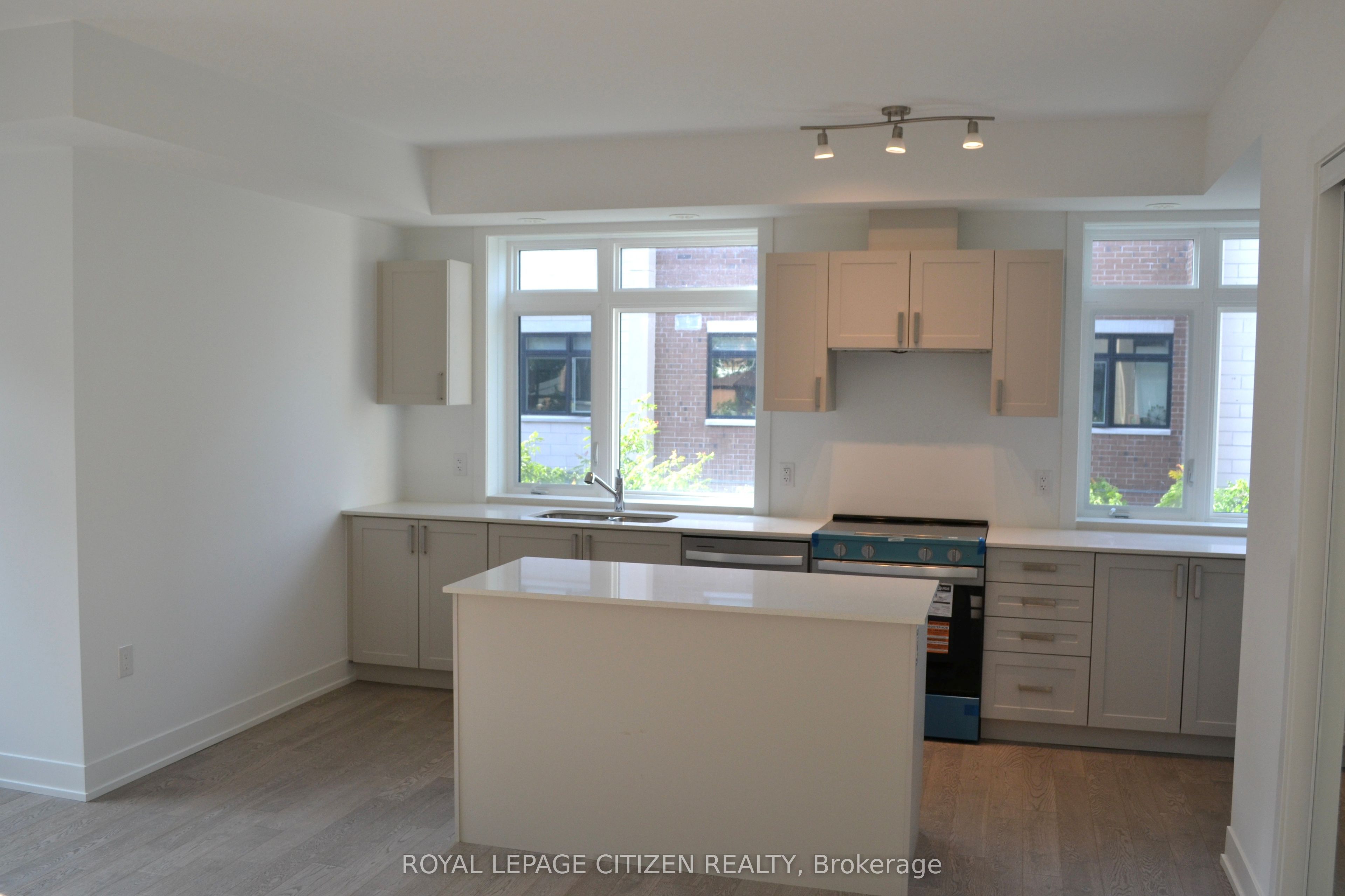 1075 Douglas Mccurdy Common 248, Mississauga, ON L5G 0C6 photo 5