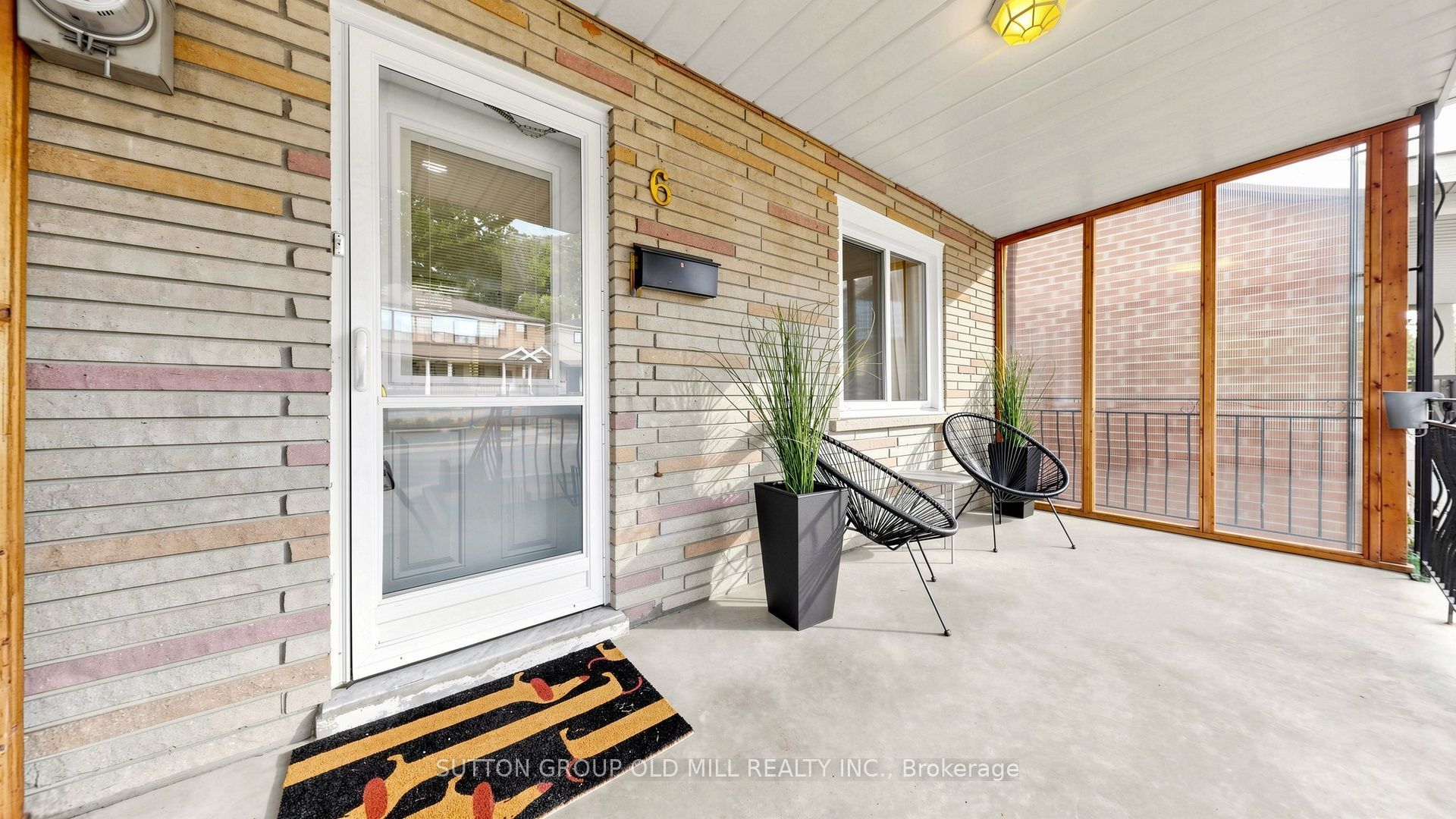 6 Hilldale Road, Toronto, ON M6N 3Y2 photo 4