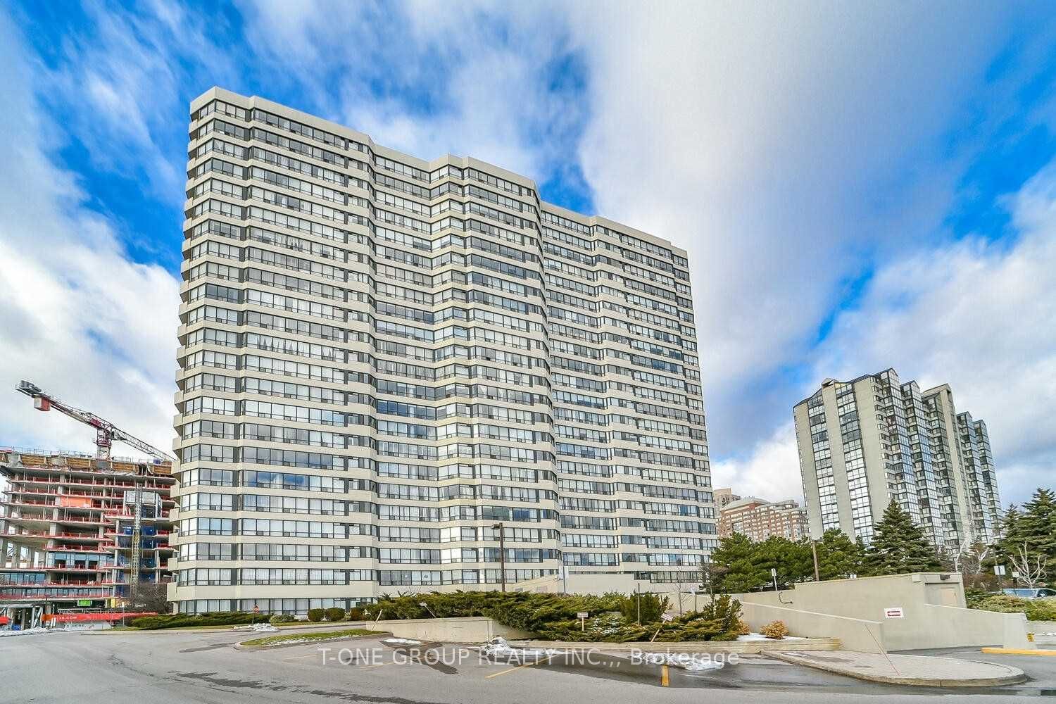 400 Webb Drive 2103, Mississauga, ON L5B 3Z8
