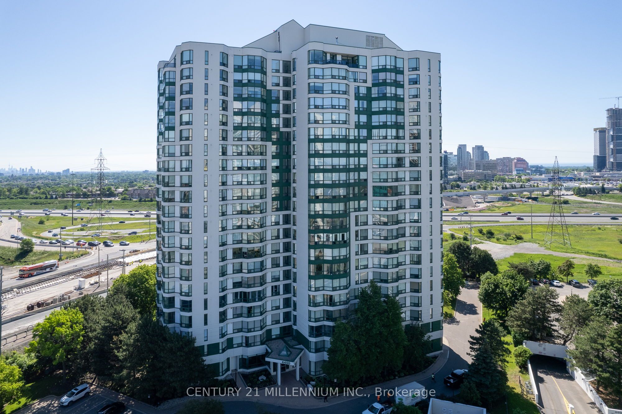 4450 Tucana Court 902, Mississauga, ON L5R 3R4 photo 3