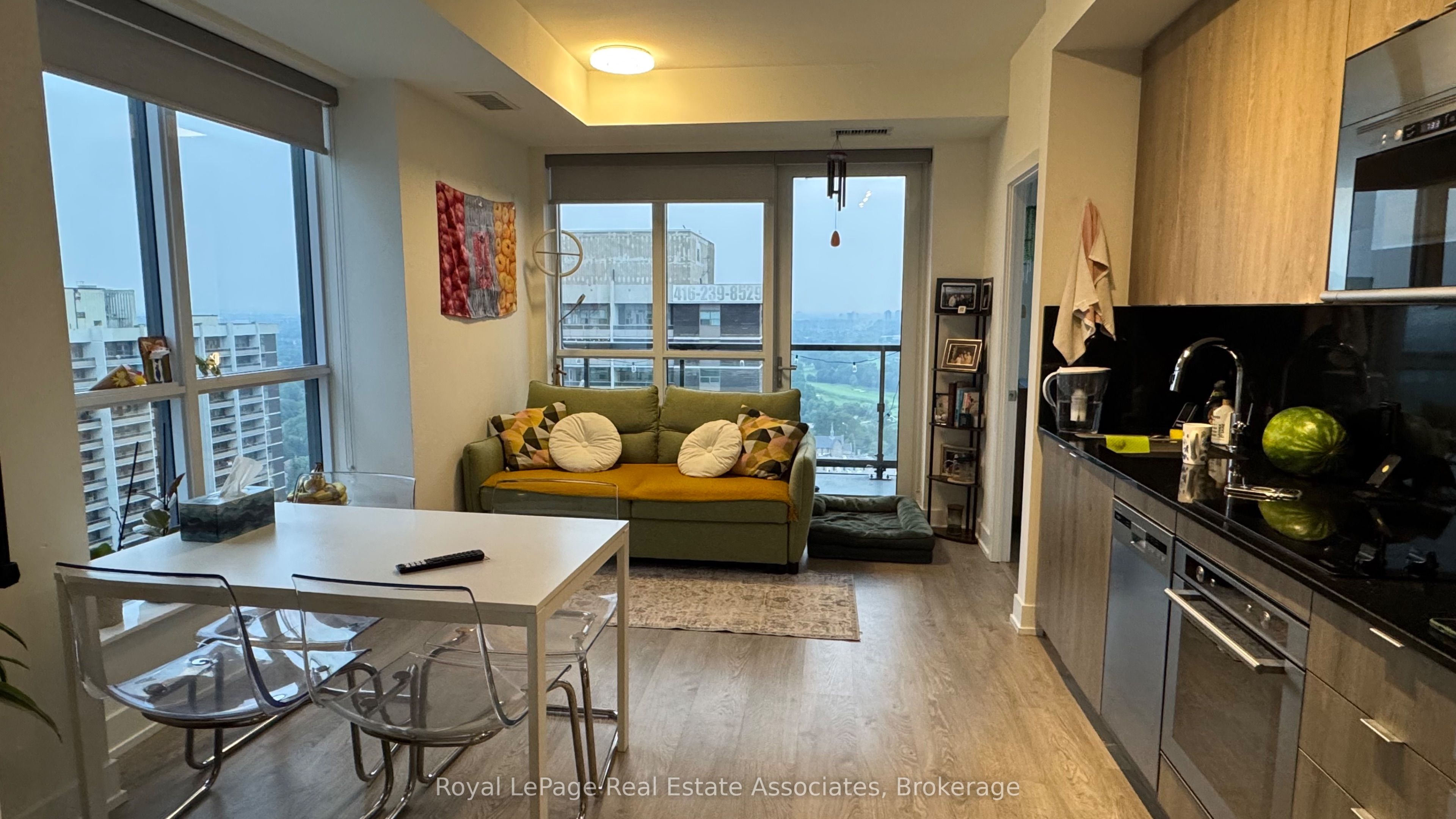 5 Mabelle Avenue 3433, Toronto, ON M9A 0C8 photo 3