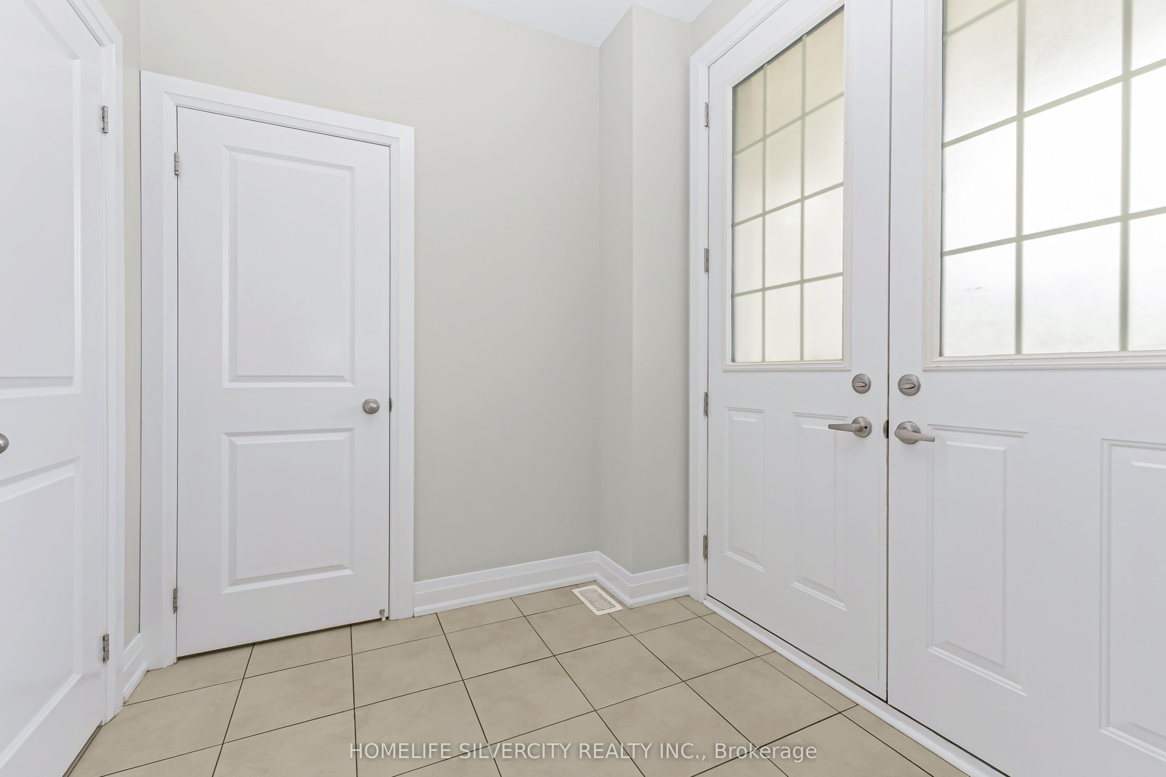 56 Donald Stewart Road, Brampton, ON L7A 5J6 photo 5