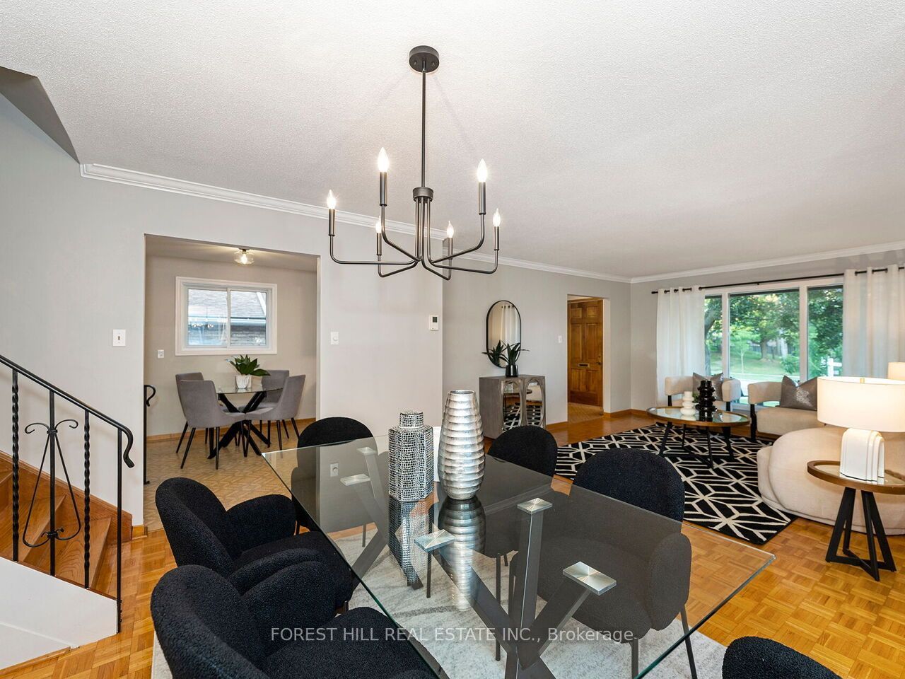 6193 Montevideo Road, Mississauga, ON L5N 2E8 photo 3