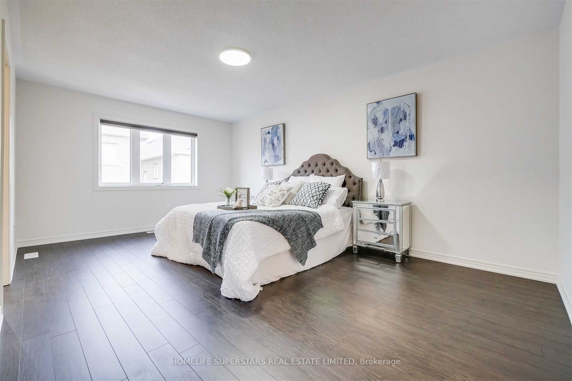 12 Kempsford Crescent, Brampton, ON L7A 0B6 photo 3