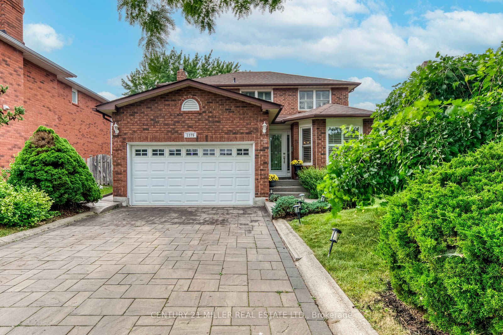 1379 Bramblewood Green N/A, Oakville, ON L6M 2R6 photo 2