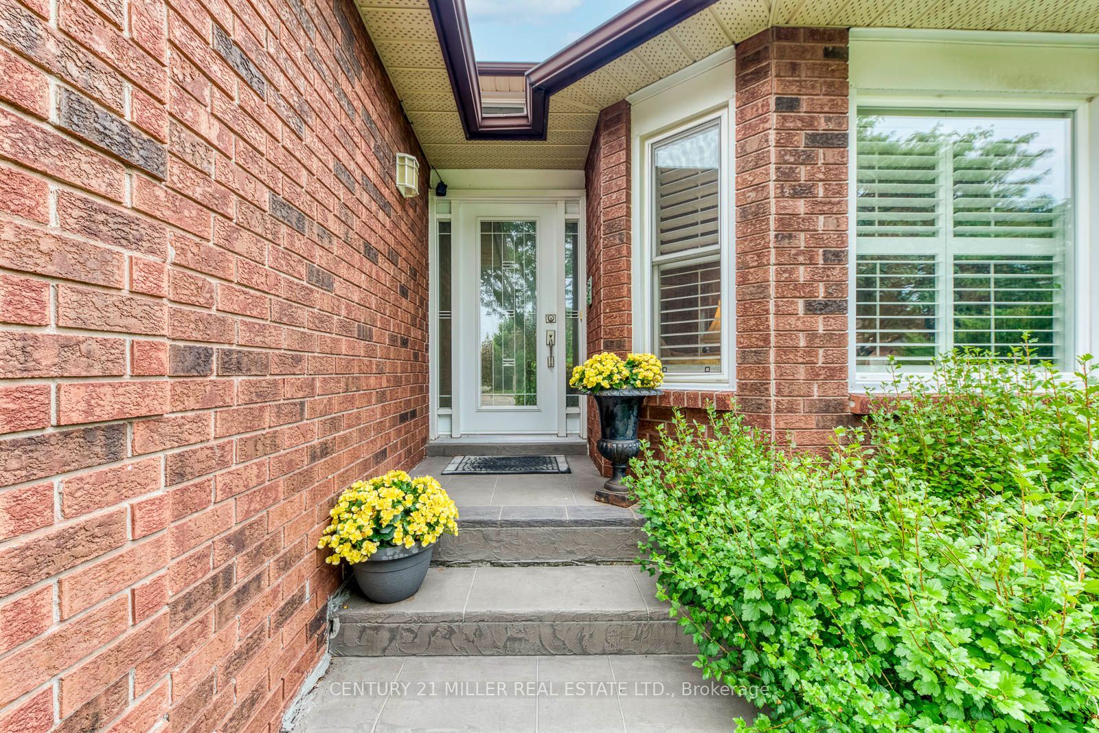 1379 Bramblewood Green N/A, Oakville, ON L6M 2R6 photo 3