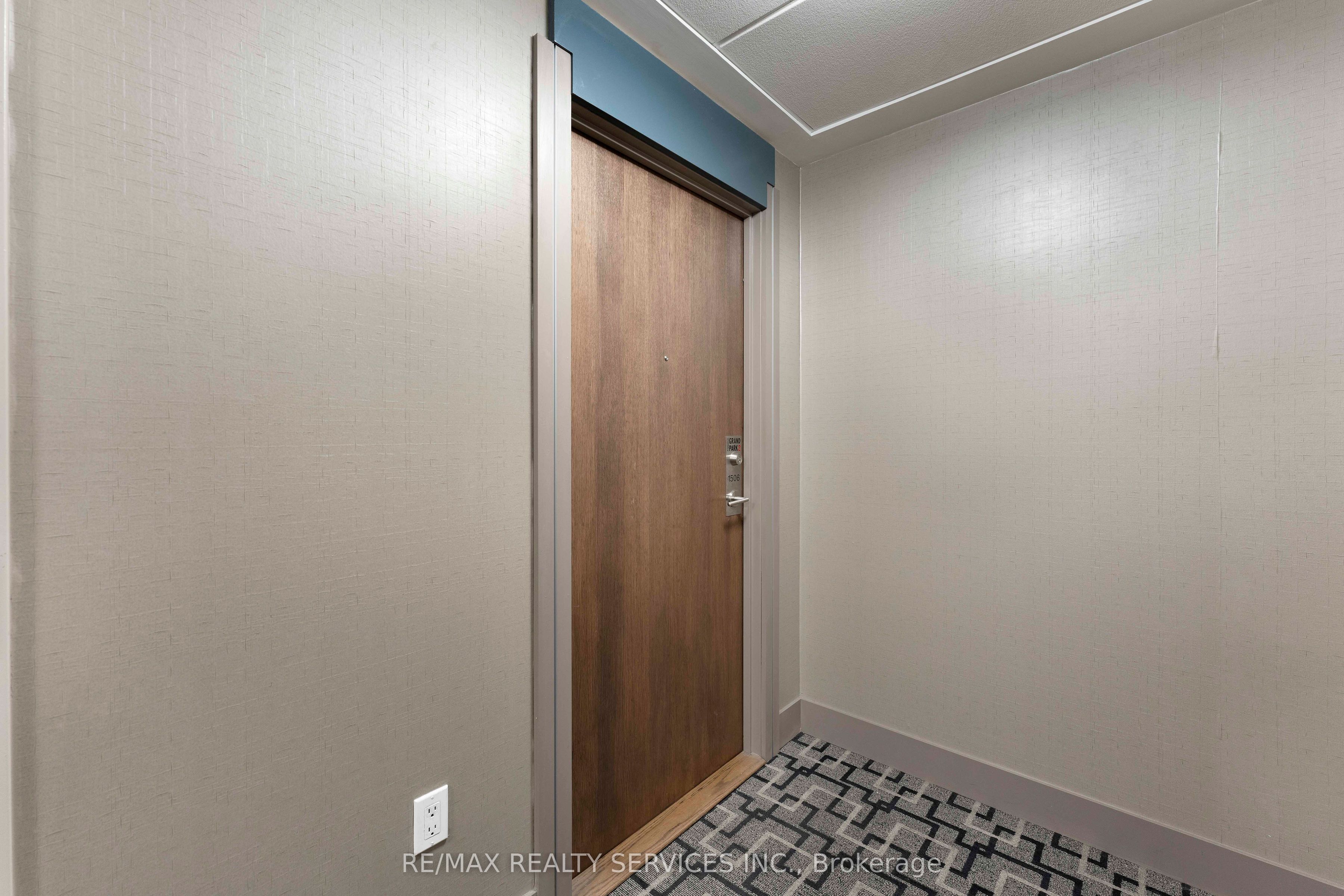 3975 Grand Park Drive 1506, Mississauga, ON L5B 0K4 photo 4