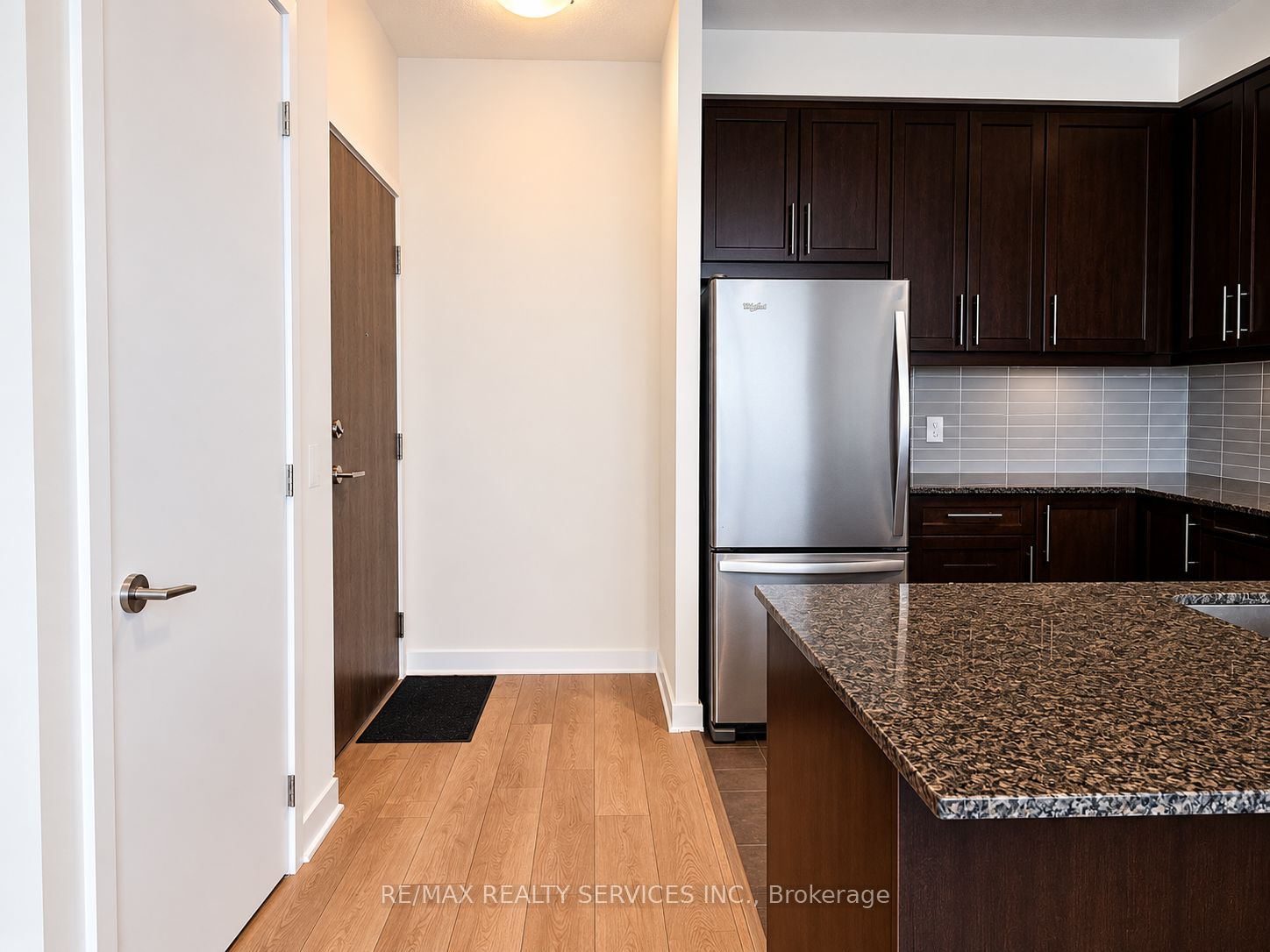 3975 Grand Park Drive 1506, Mississauga, ON L5B 0K4 photo 5