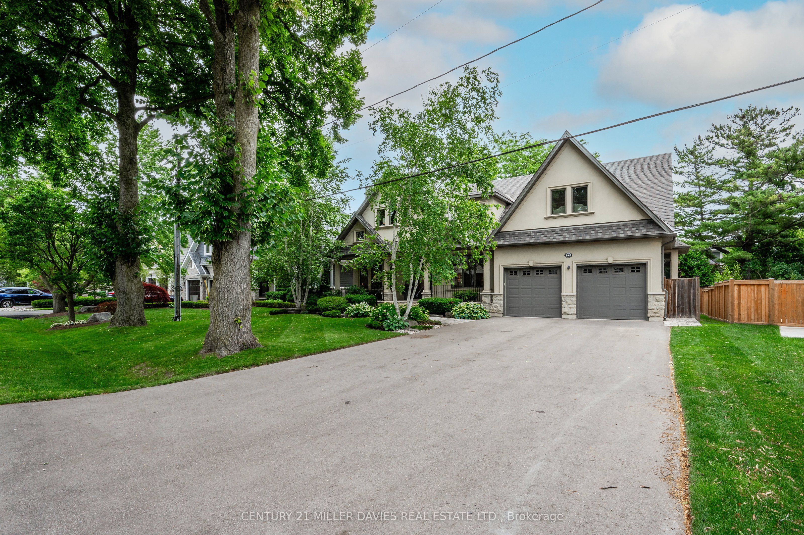 249 Lakeside Avenue, Burlington, ON L7N 1Y4 photo 2