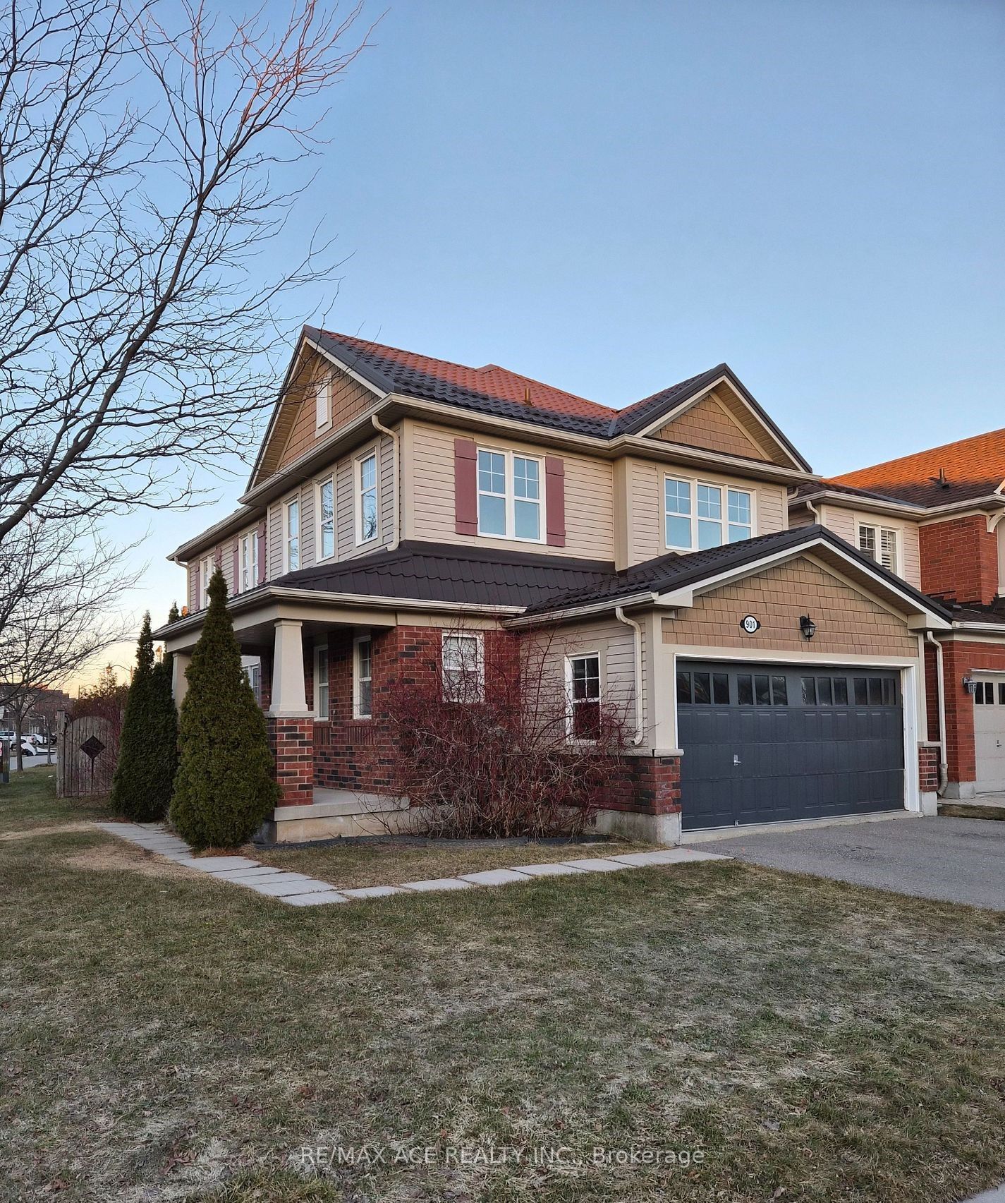901 Rigo Crossing Crescent, Milton, ON L9T 8E1