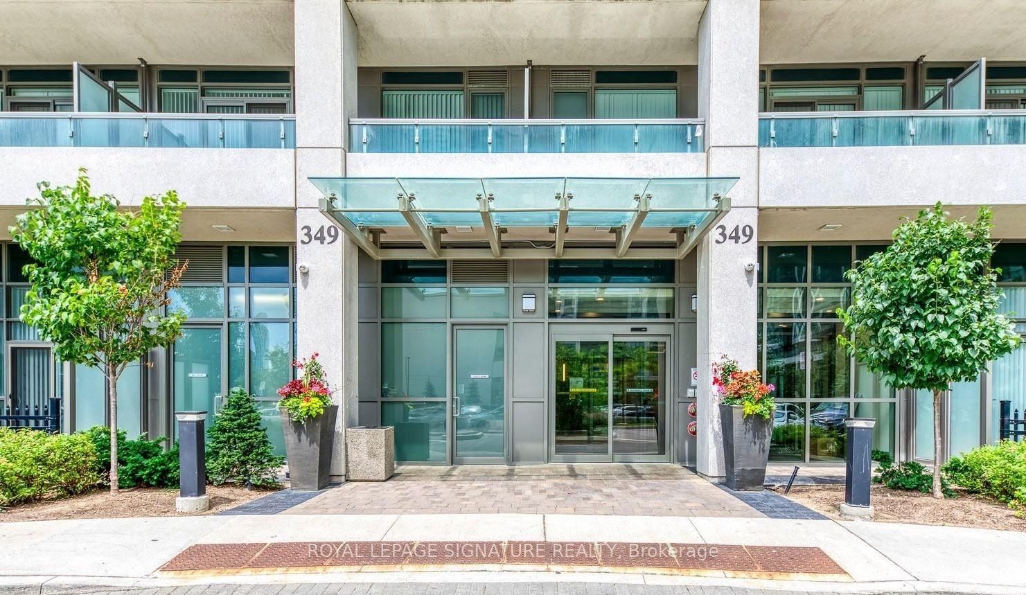 349 Rathburn Road W PH216, Mississauga, ON L5B 0G9 photo 3