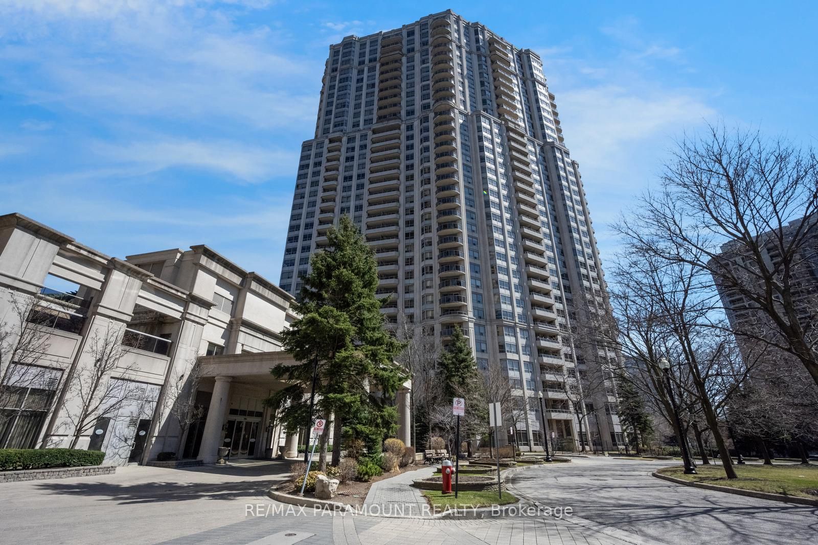 25 Kingsbridge Garden Circle 616, Mississauga, ON L5R 4B1 photo 2