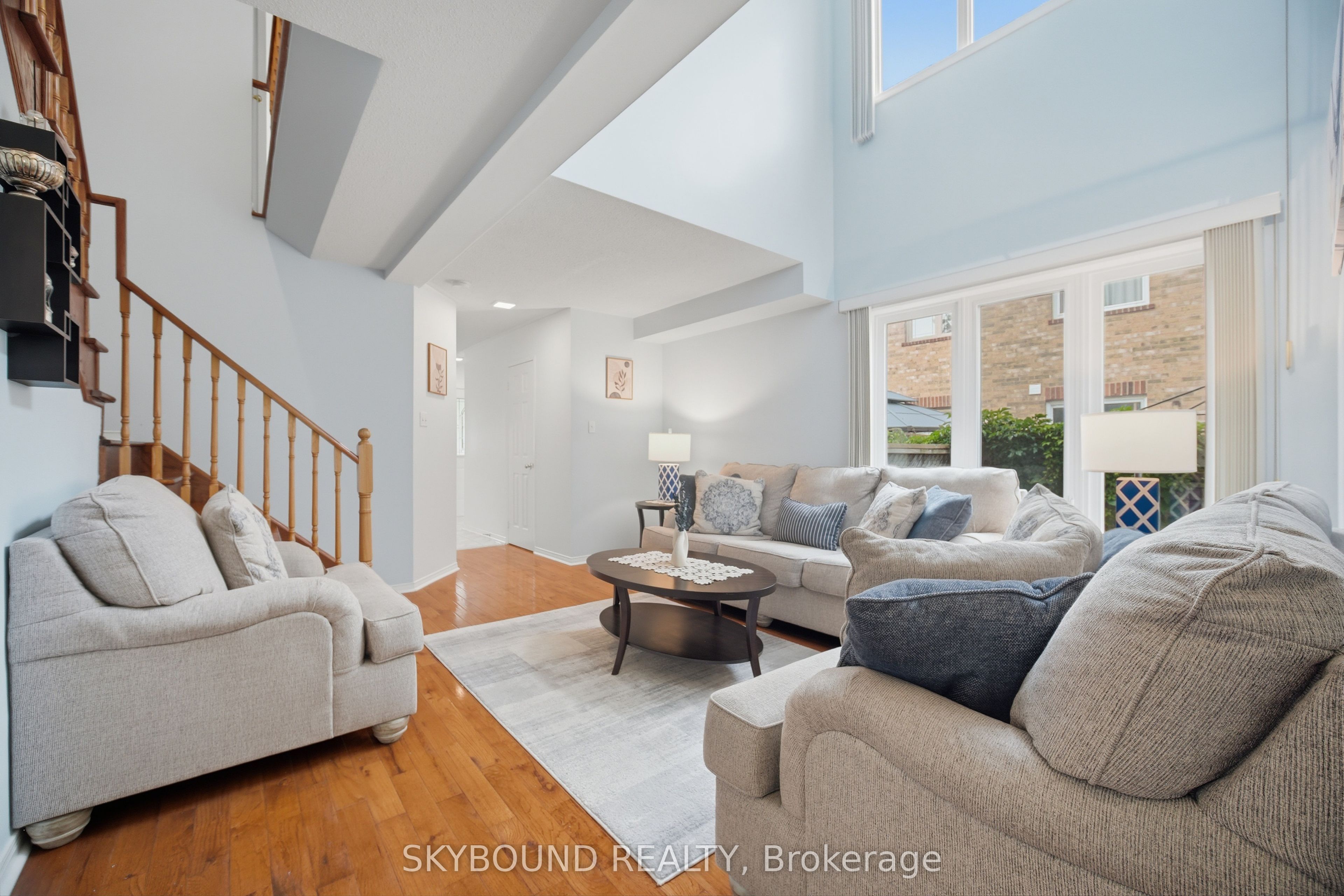 3906 Zenith Court, Mississauga, ON L5N 6Z8 photo 5