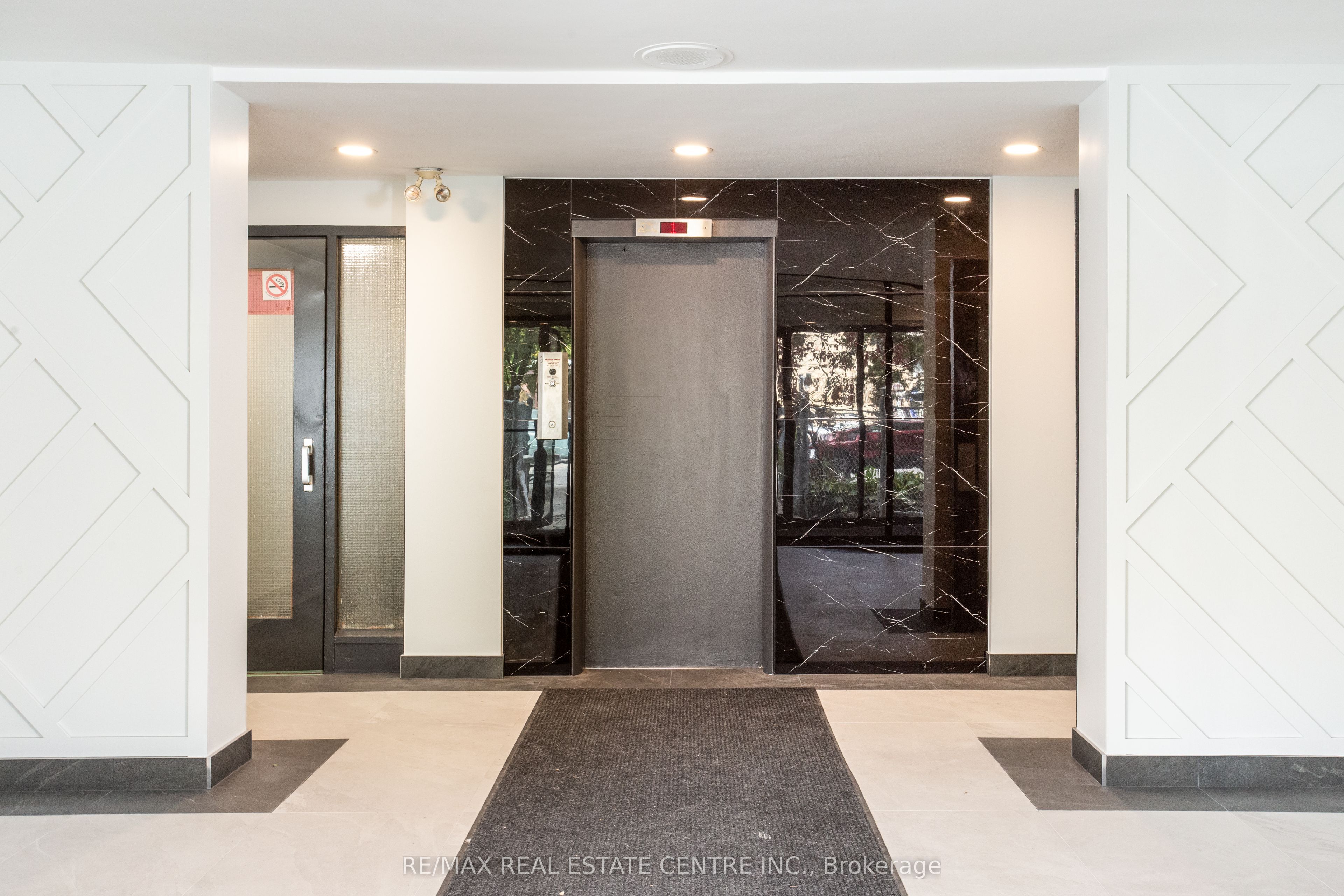 5 Hill Heights Road 307, Toronto, ON M8Y 1Y9 photo 5