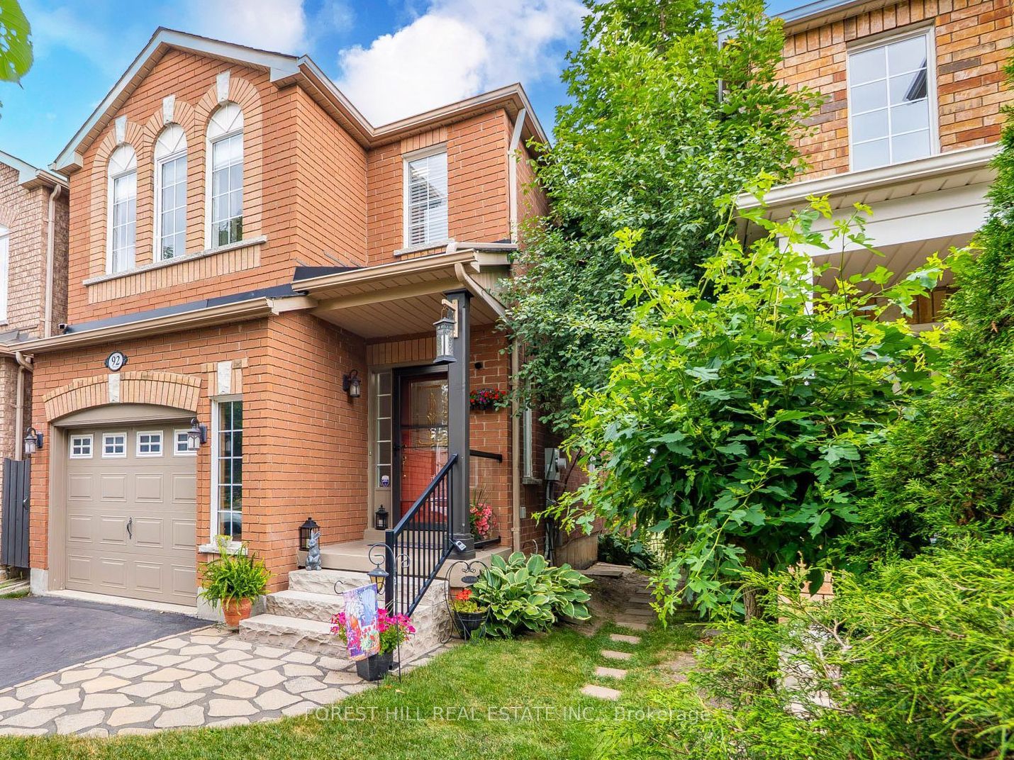 92 Senator Way, Caledon, ON L7E 2S6 photo 3