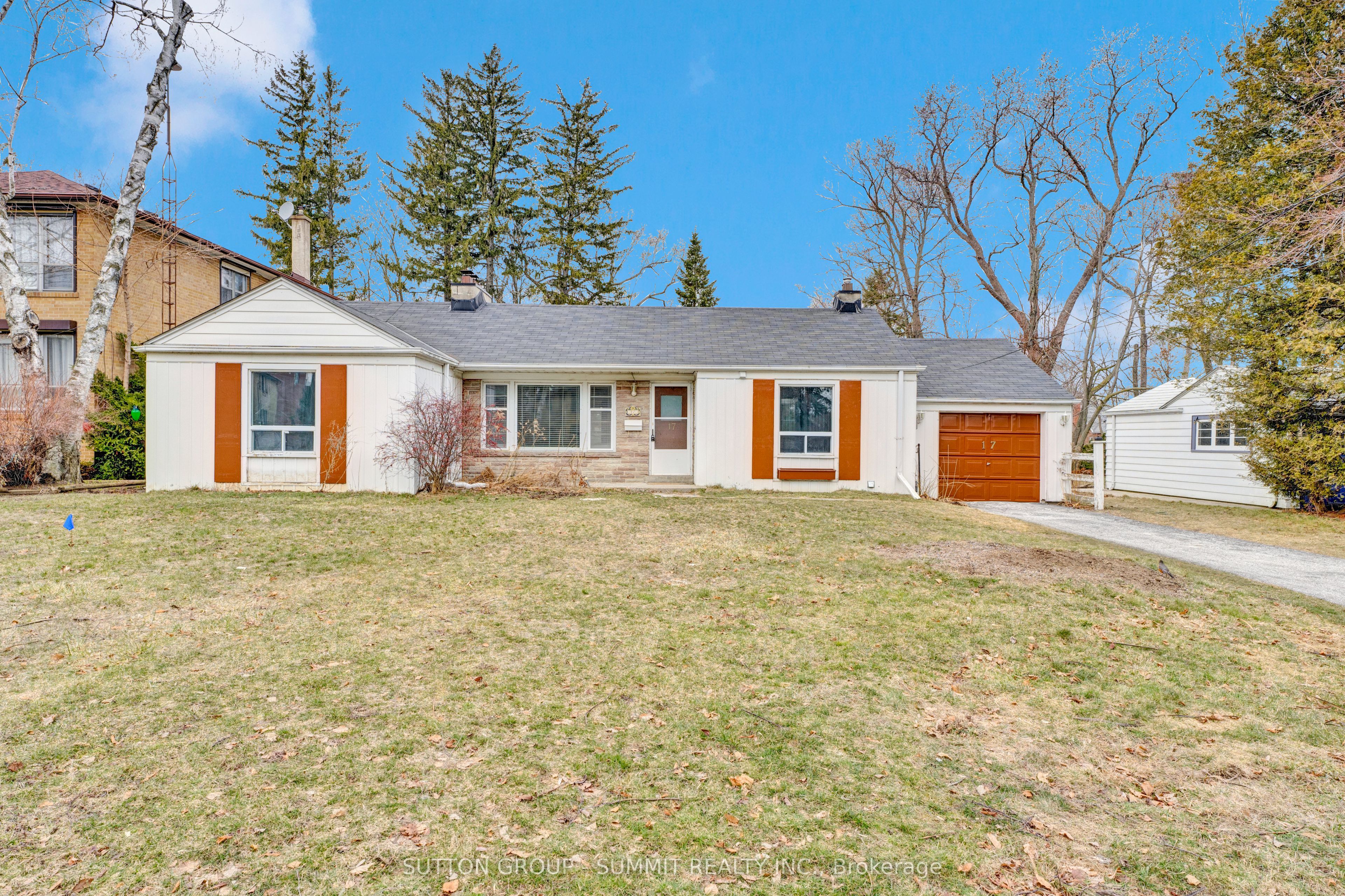17 Ben Machree Drive, Mississauga, ON L5H 2S2 photo 4