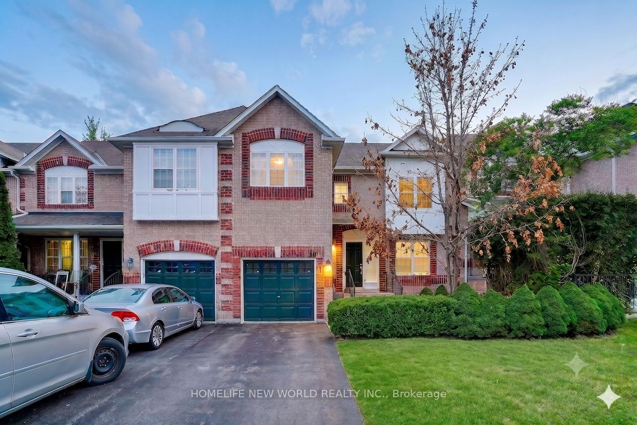 199 Hillcrest Avenue 10, Mississauga, ON L5B 4L5