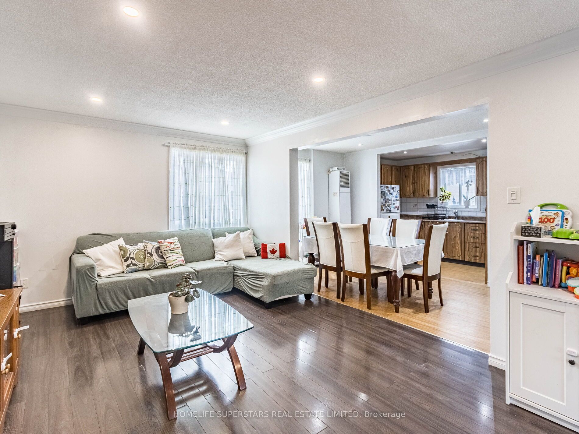 3 Haley Court, Brampton, ON L6S 1N6 photo 4