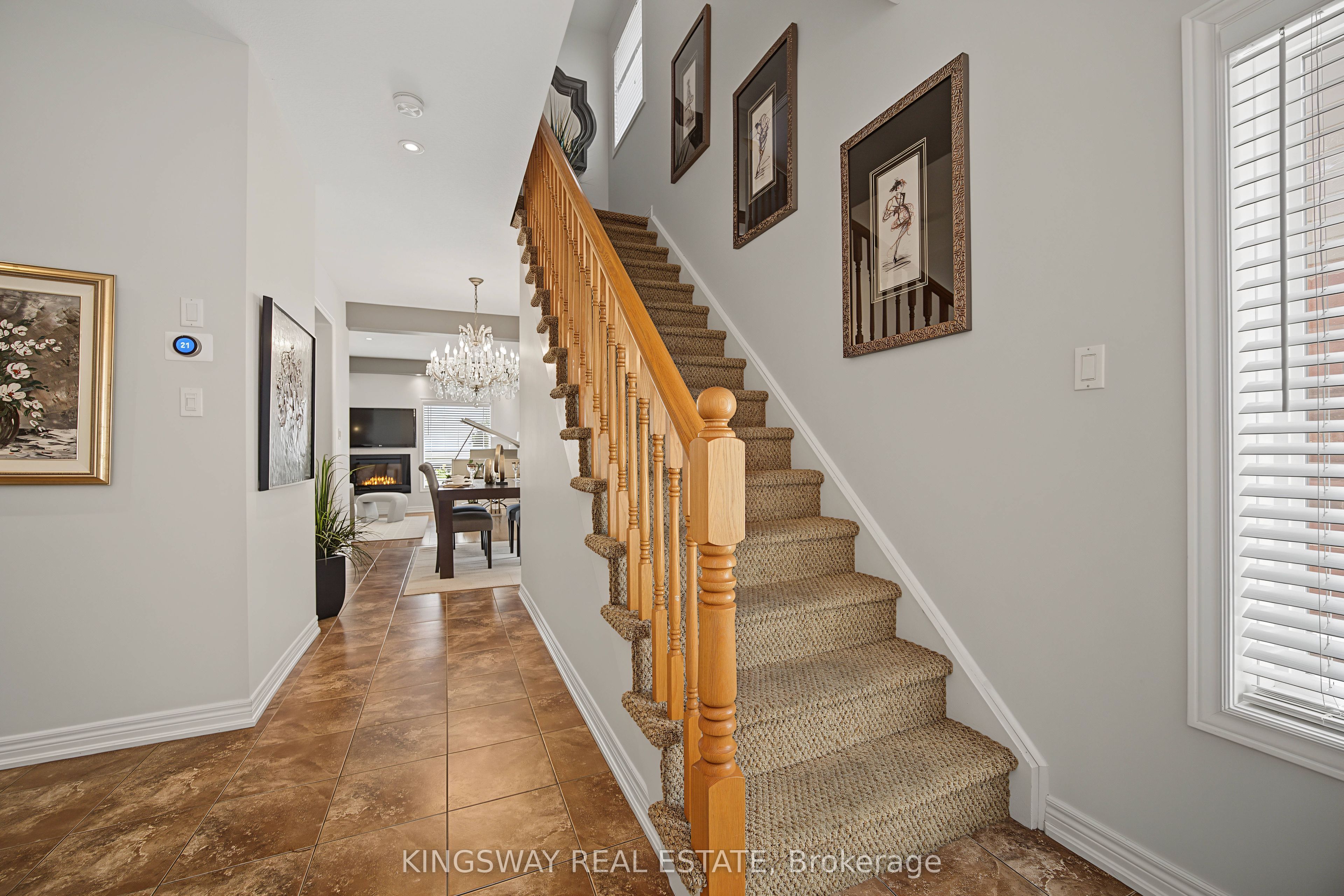 218 Plains Road E 11, Burlington, ON L7T 2C3 photo 2