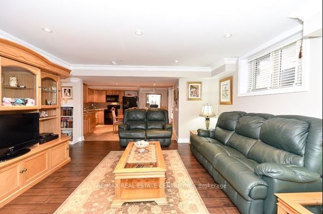 189 Milkweed Way basement, Oakville, ON L6L 0A4 photo 3
