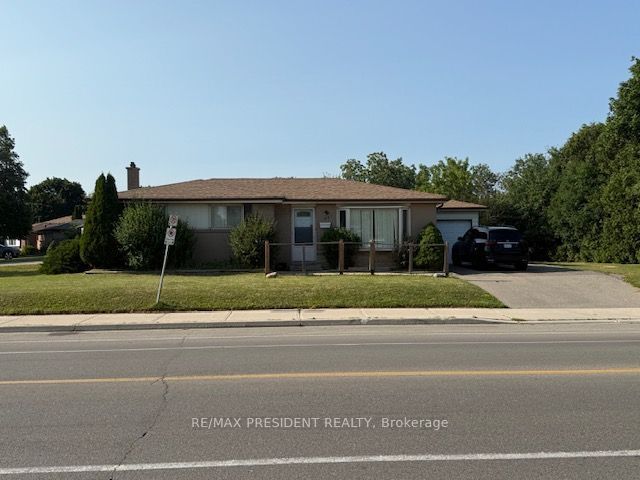 45 Birchbank Road, Brampton, ON L6T 1L9
