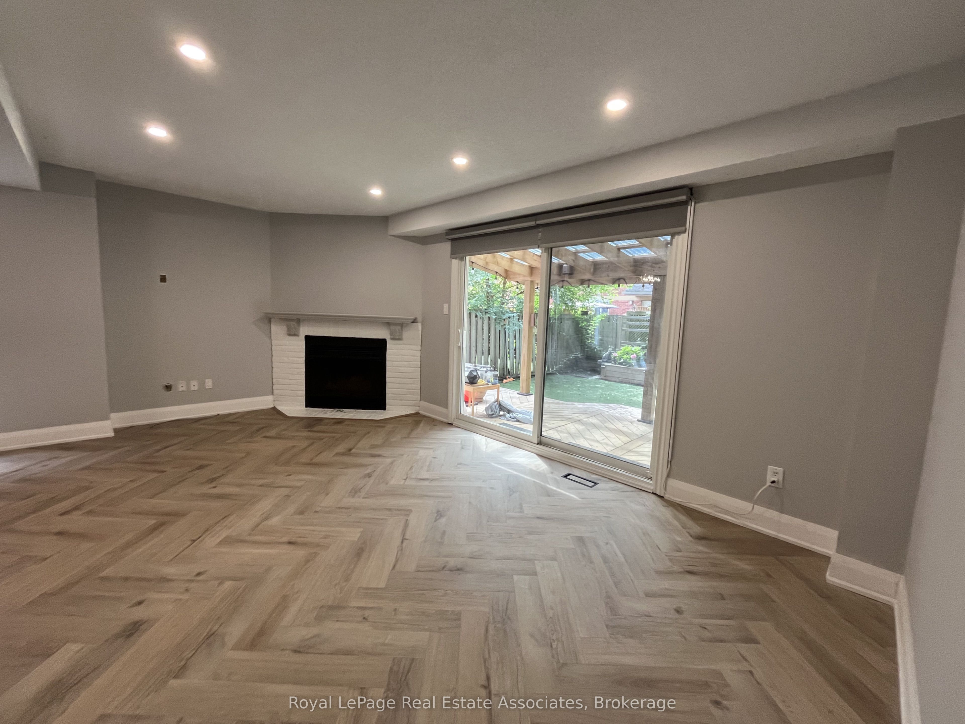 1112 Gable Drive, Oakville, ON L6J 7R3 photo 4